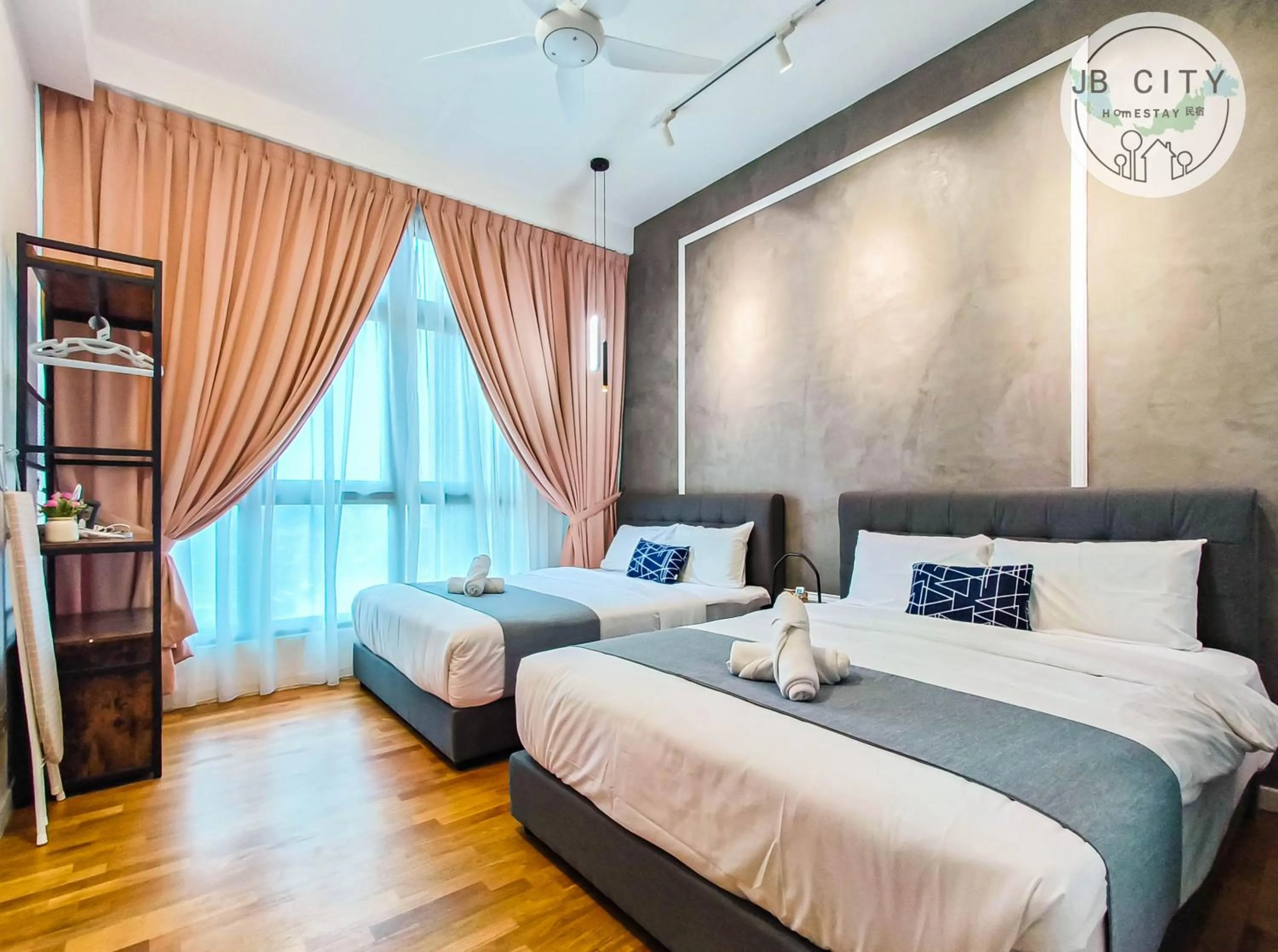 Bed in Paradigm Residence by RR JBcity