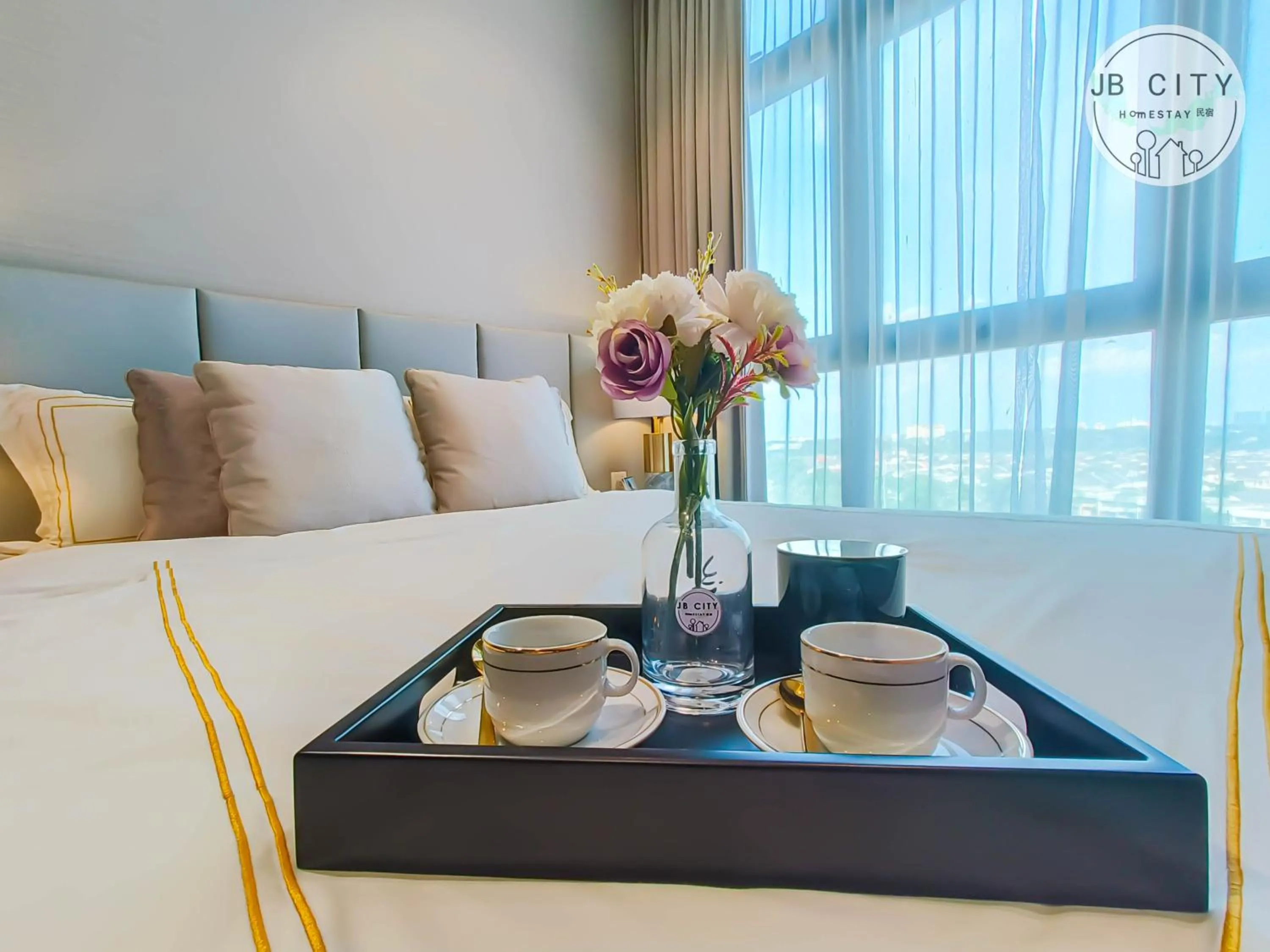 Bed in Paradigm Residence by RR JBcity