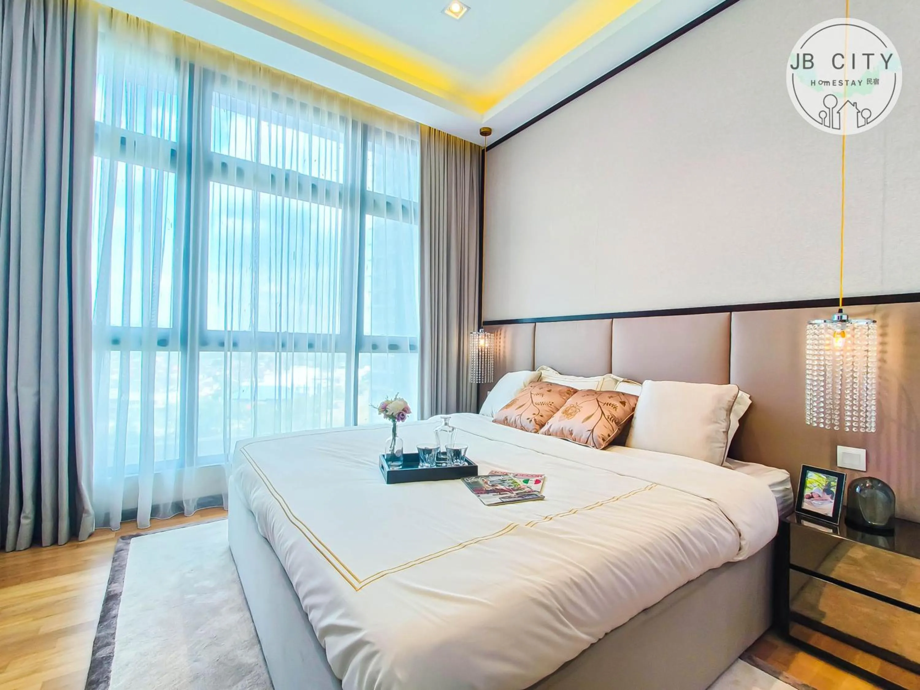 Bed in Paradigm Residence by RR JBcity