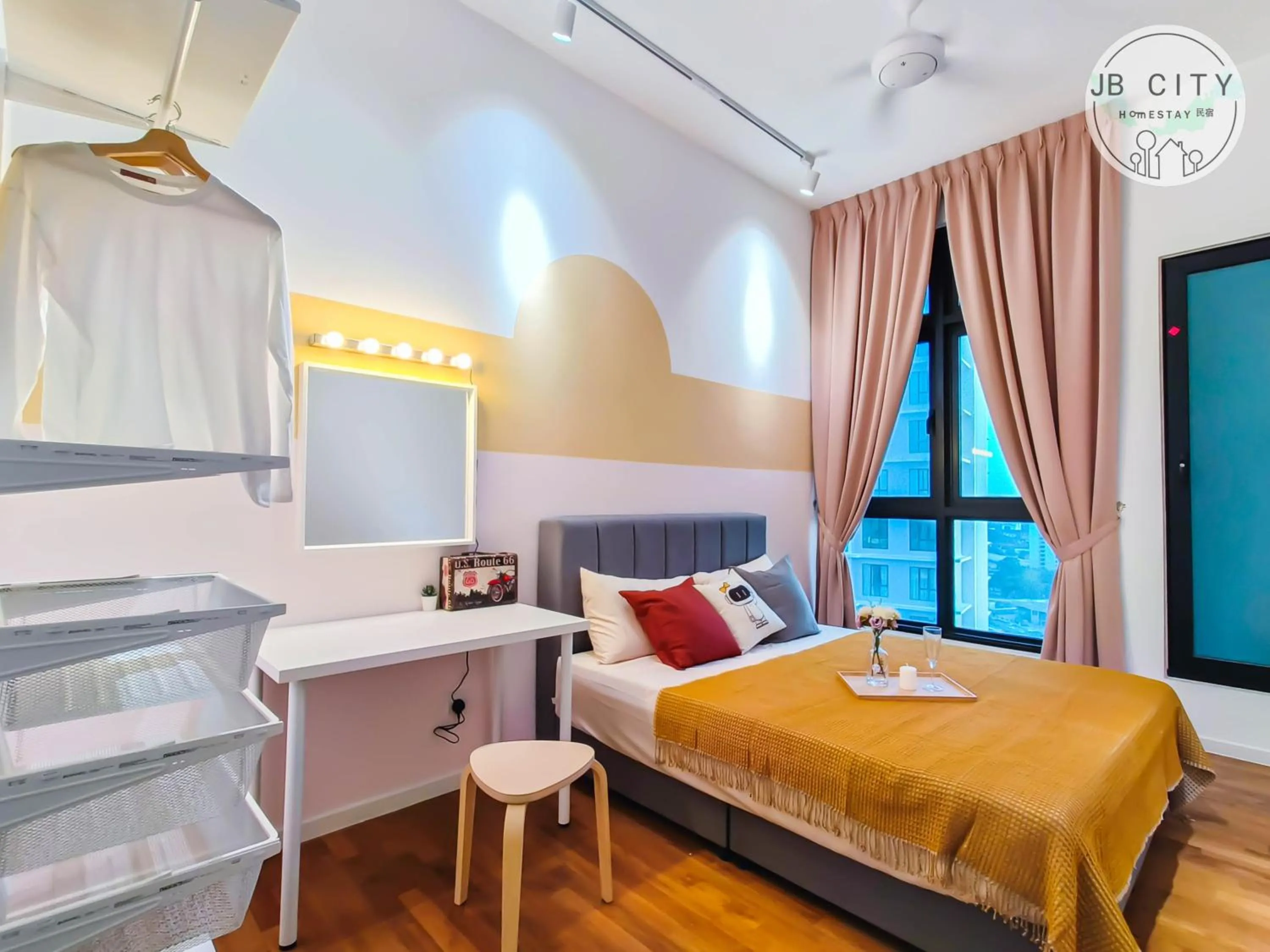 Bed in Paradigm Residence by RR JBcity