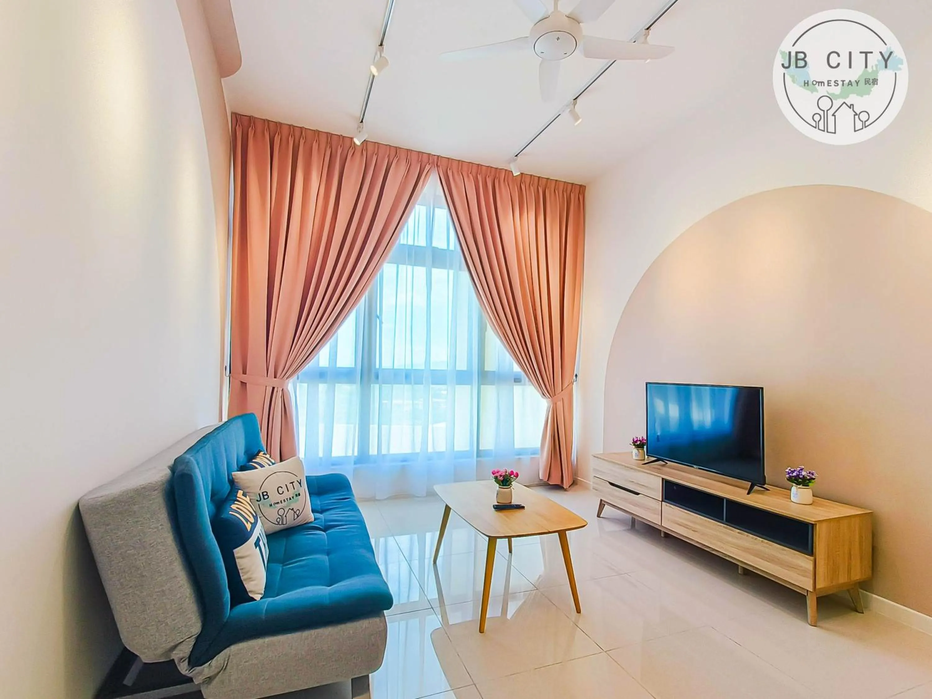 TV and multimedia in Paradigm Residence by RR JBcity