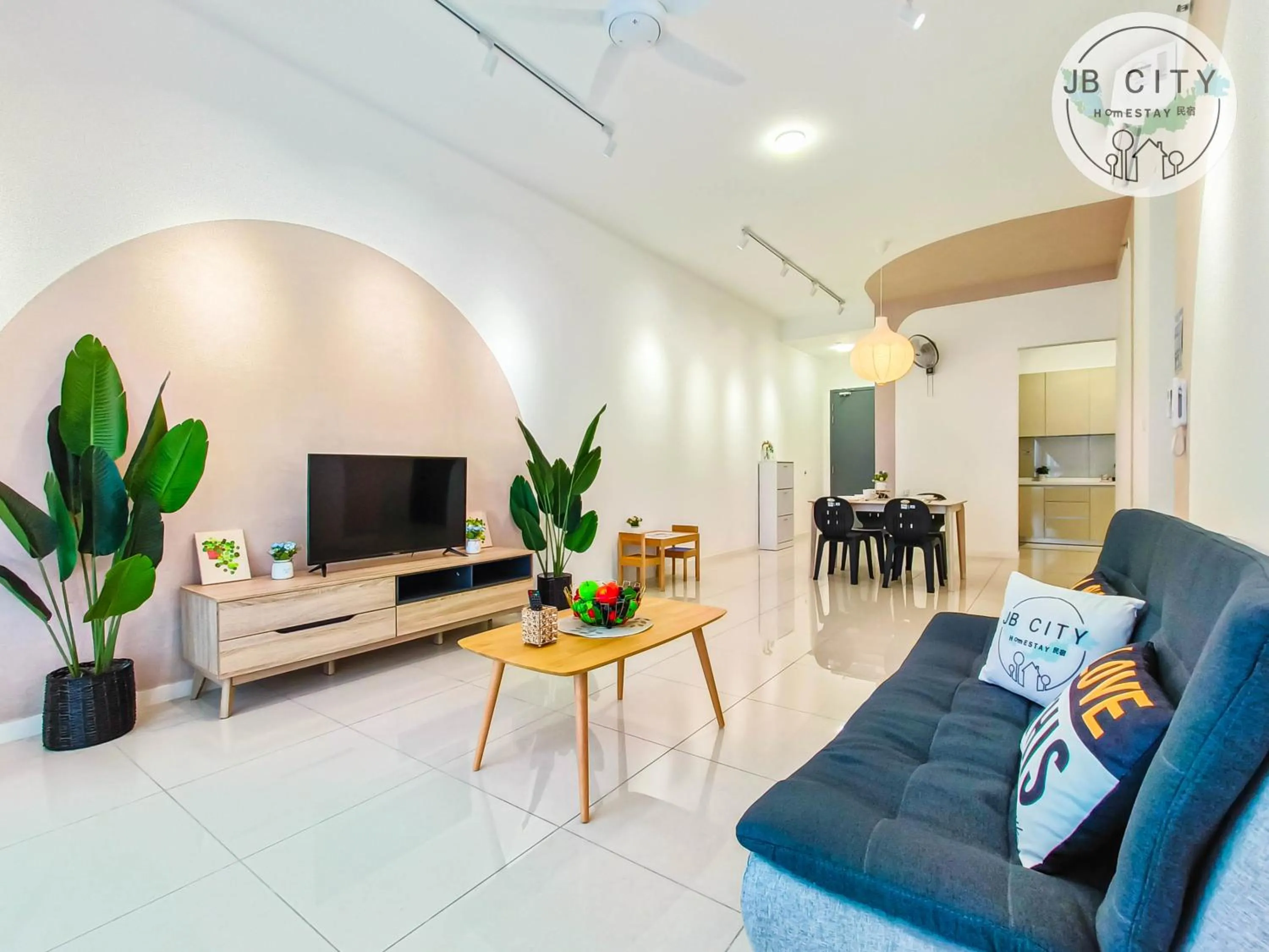 TV and multimedia in Paradigm Residence by RR JBcity