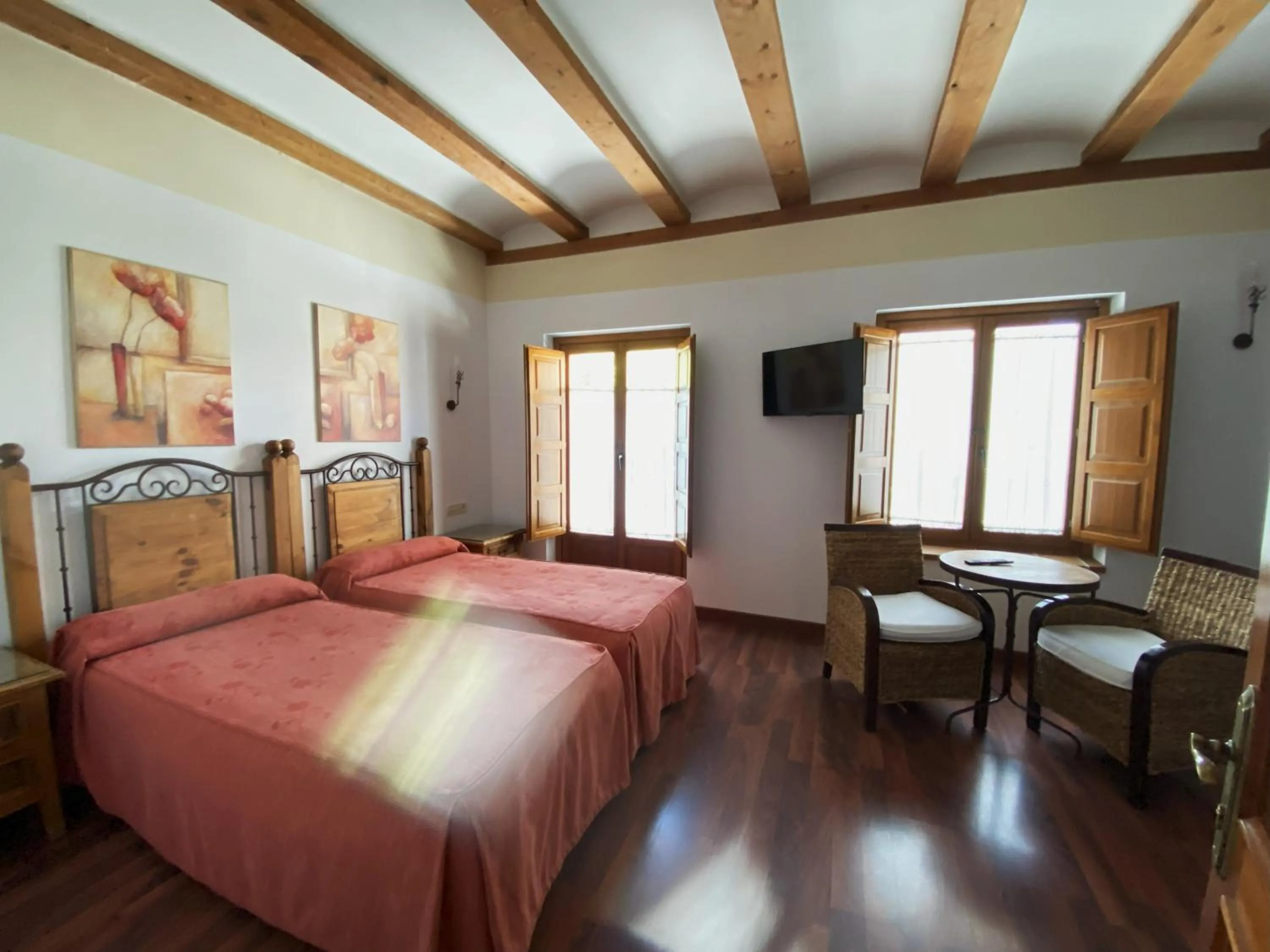 Bedroom, Bed in HOTEL EL RASTRO - Palacio Duque de Tamames -