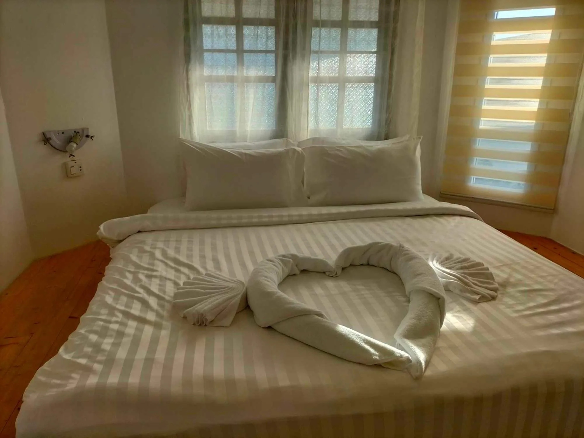 Bedroom, Bed in White house bailan resort