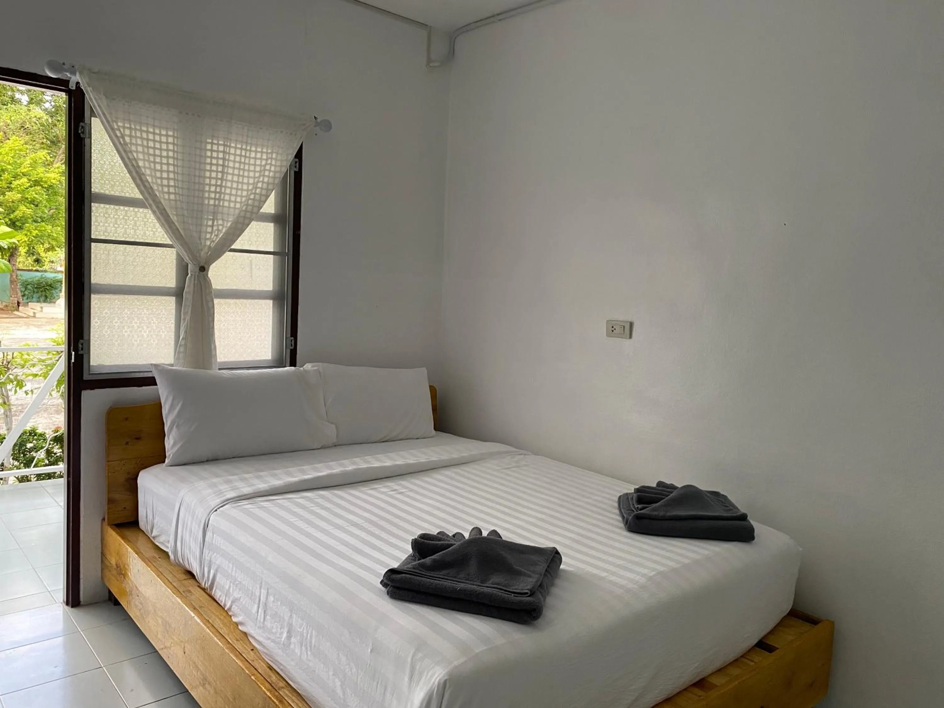 Bedroom, Bed in White house bailan resort