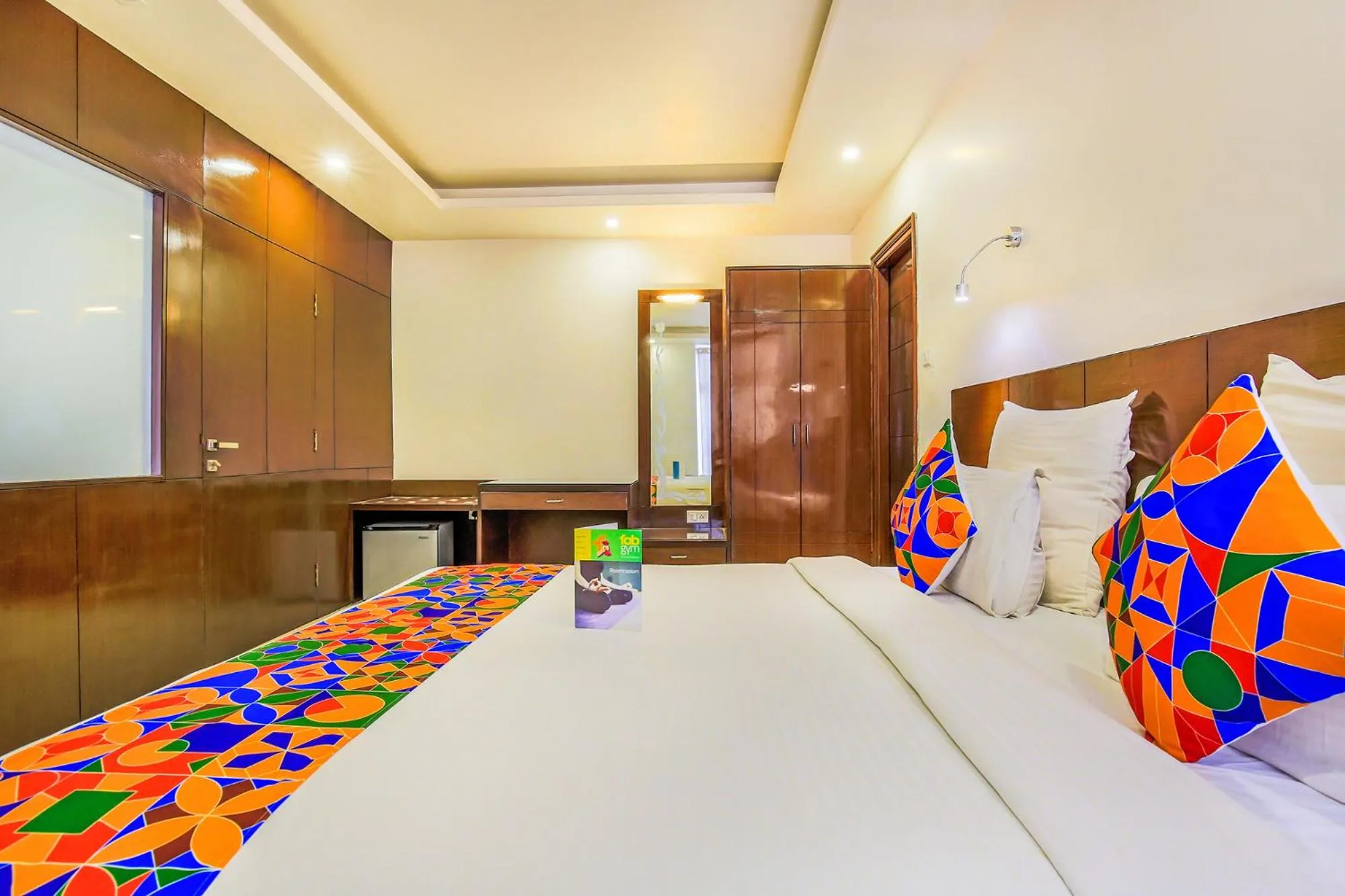 Bed in FabHotel Tipsyy Inn Suites