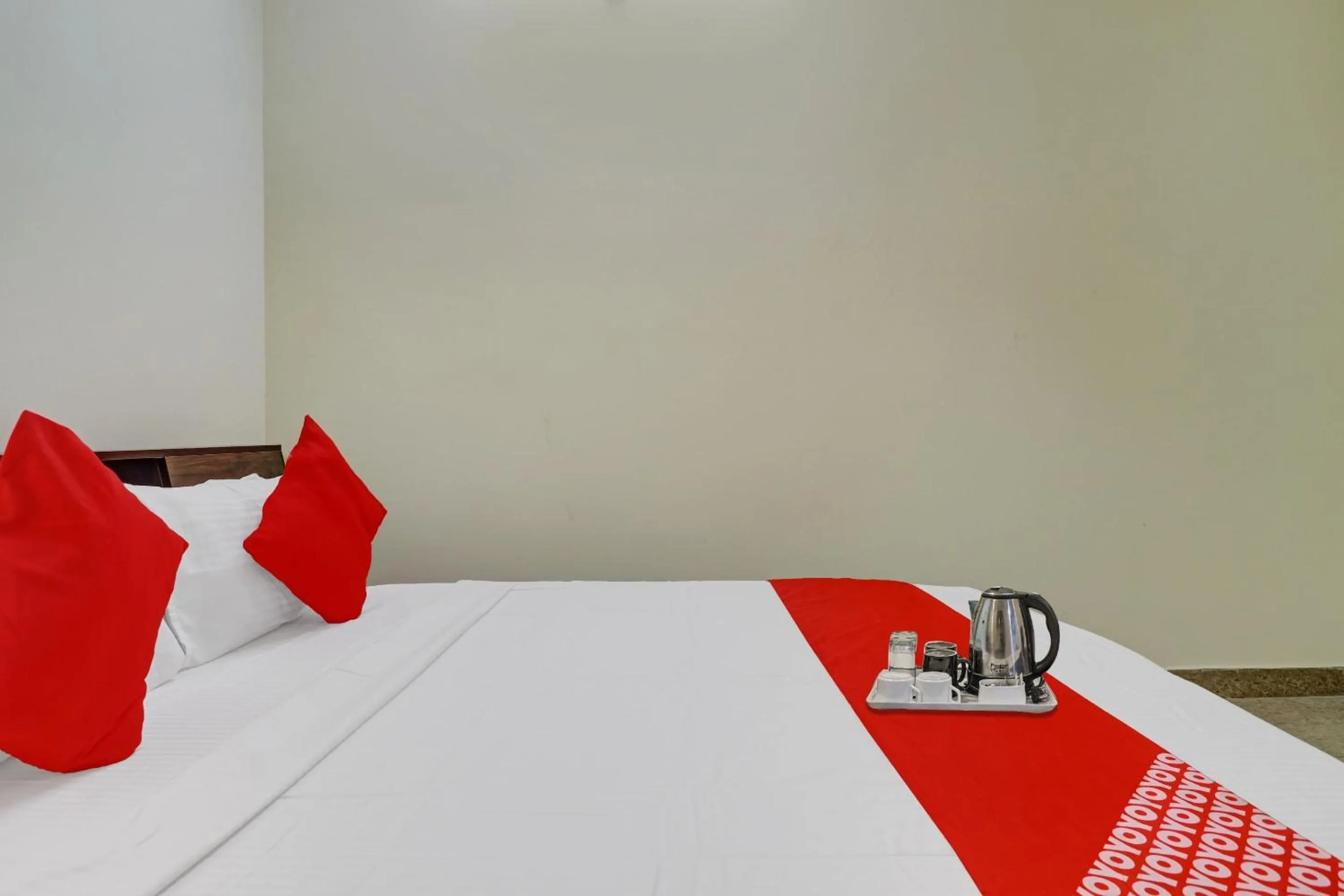 Bedroom, Bed in Hotel O S V Residency Kajaguda Near Gachibowli
