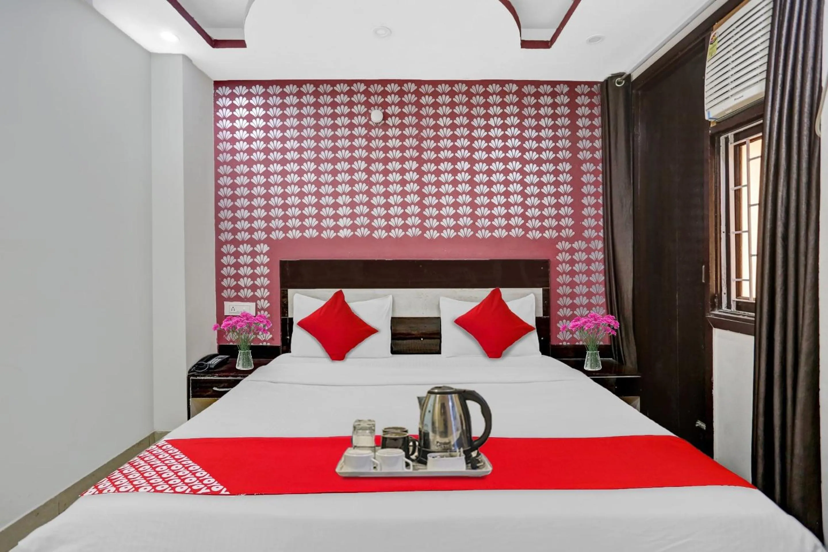 Bedroom, Bed in Super Hotel O Hotel Blue Orchid