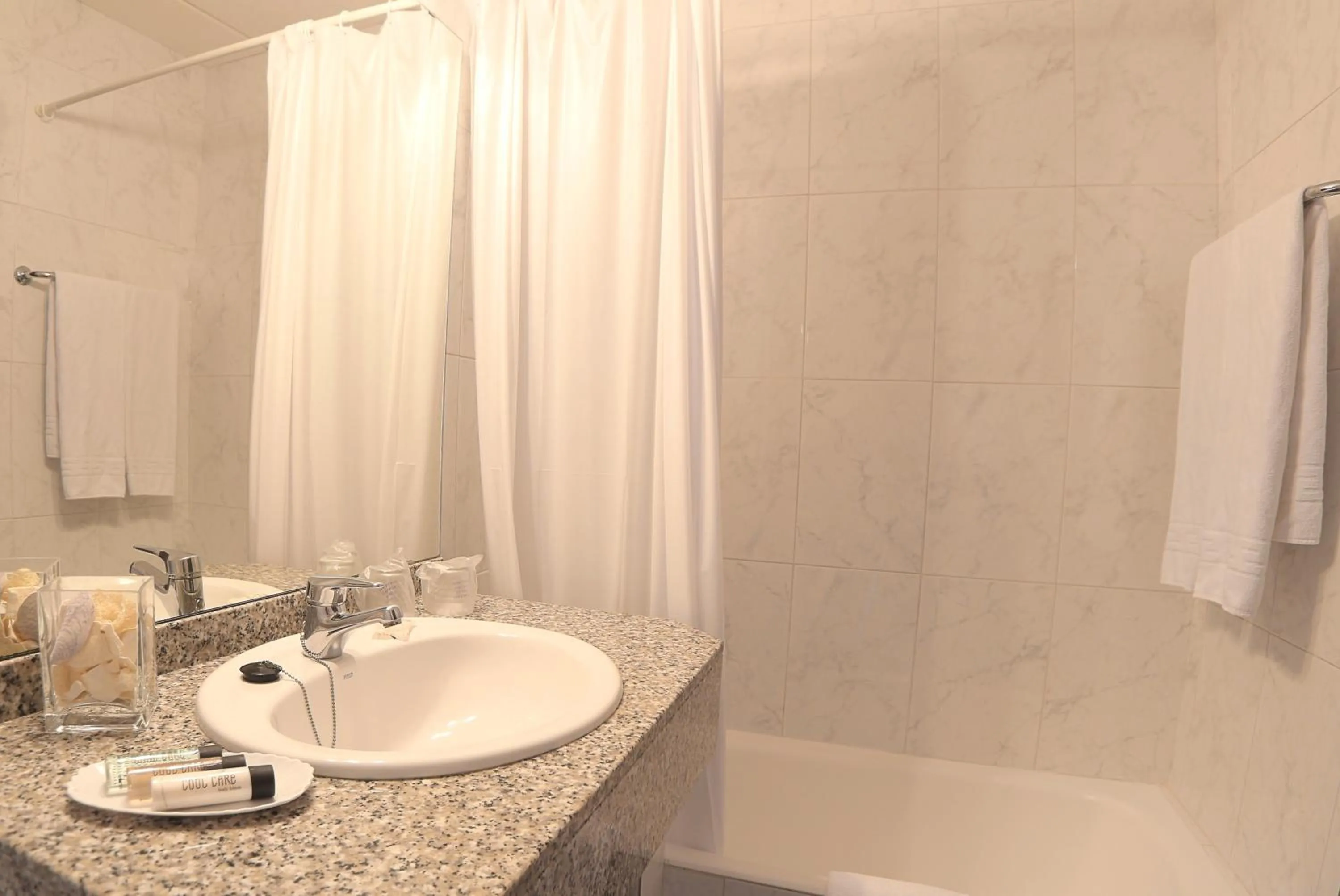 Bathroom in Hotel Brismar