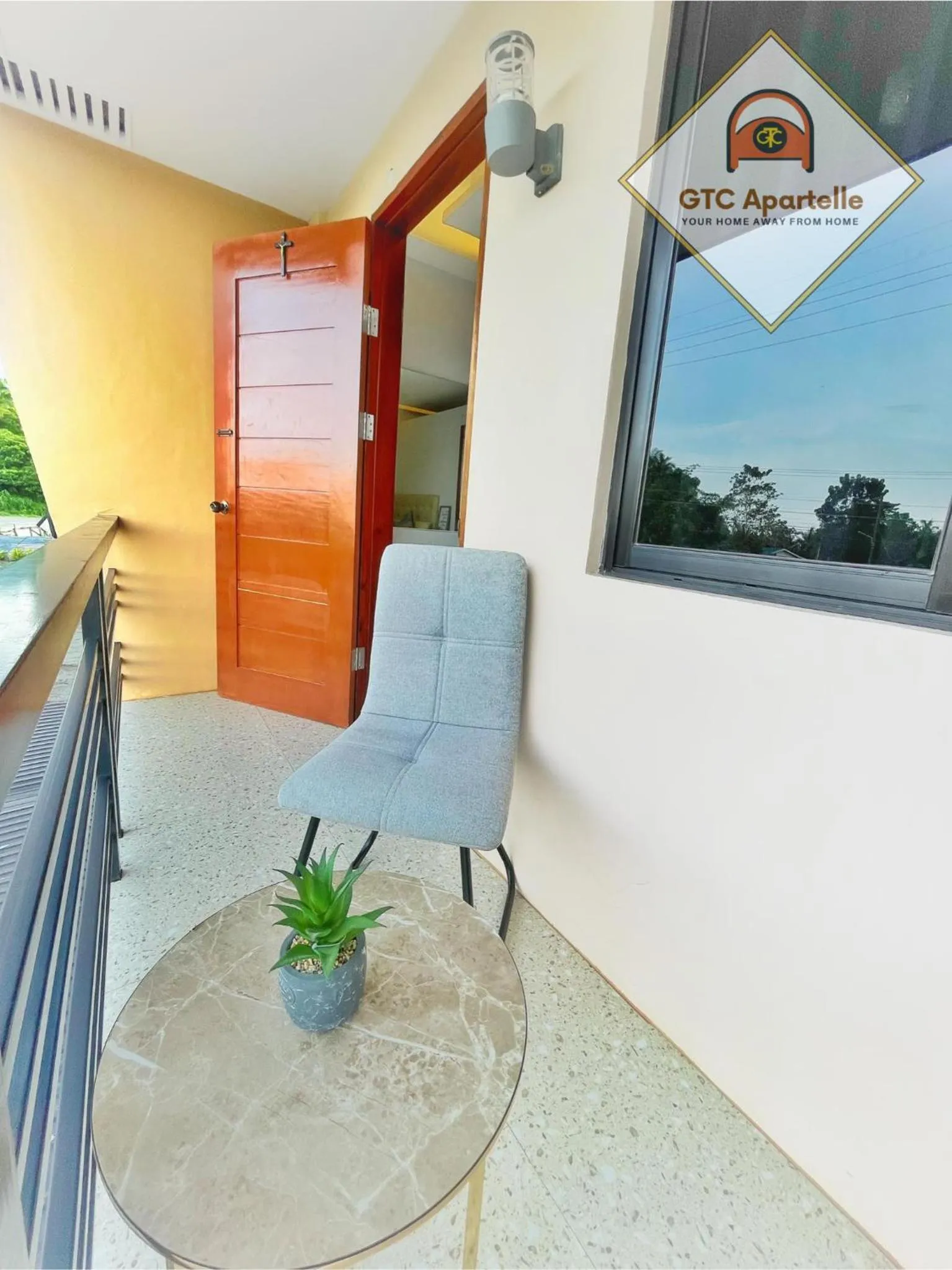 Balcony/Terrace in GTC Apartelle - Tacloban