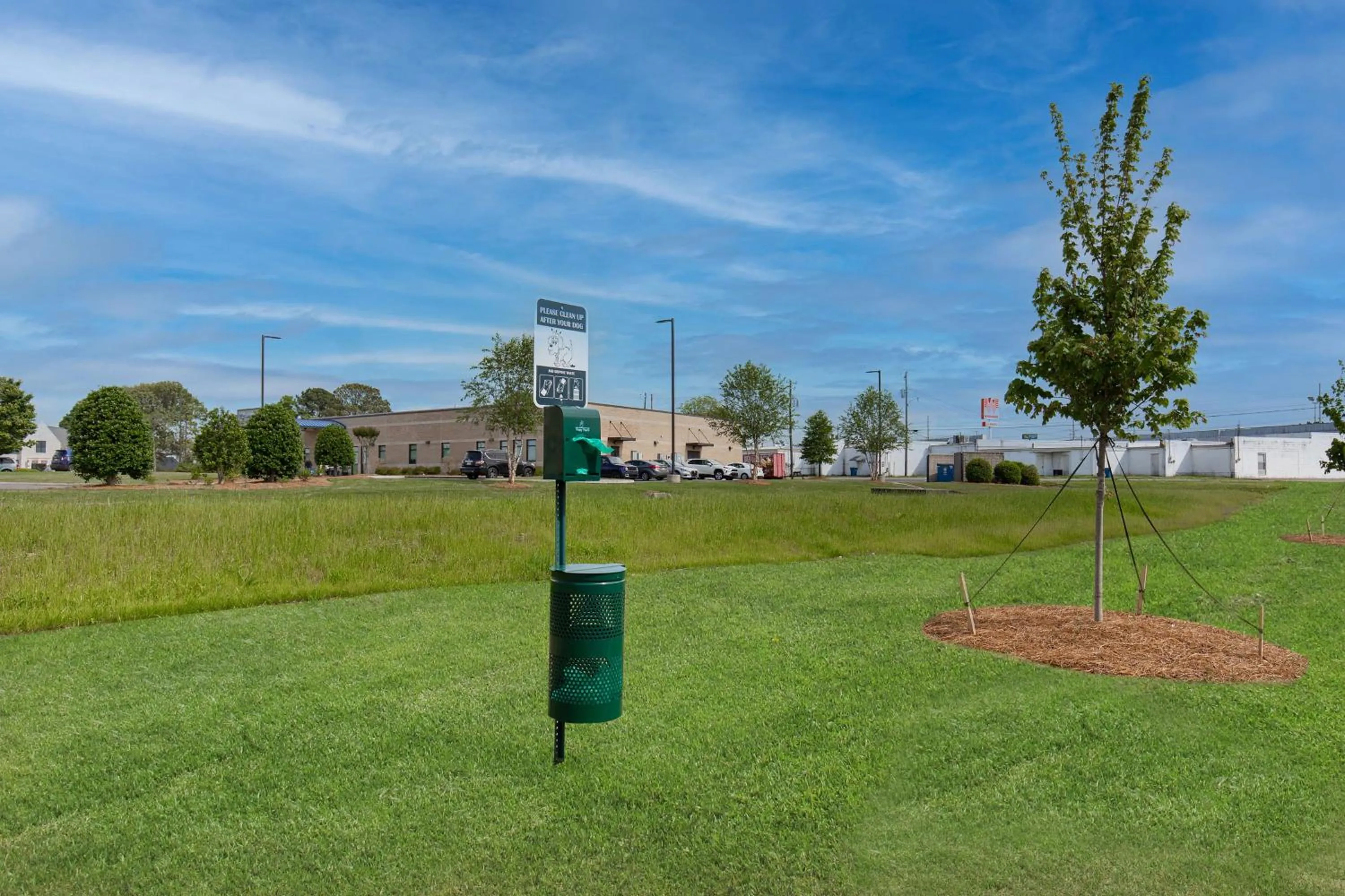 Property building in Hampton Inn Albertville, Al