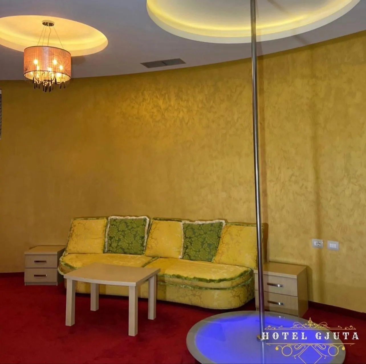 Seating area in HOTEL GJUTA
