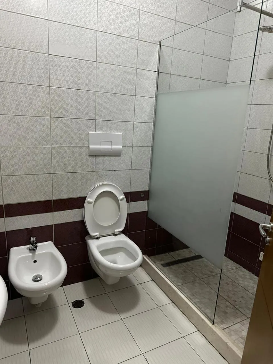 Toilet in HOTEL GJUTA
