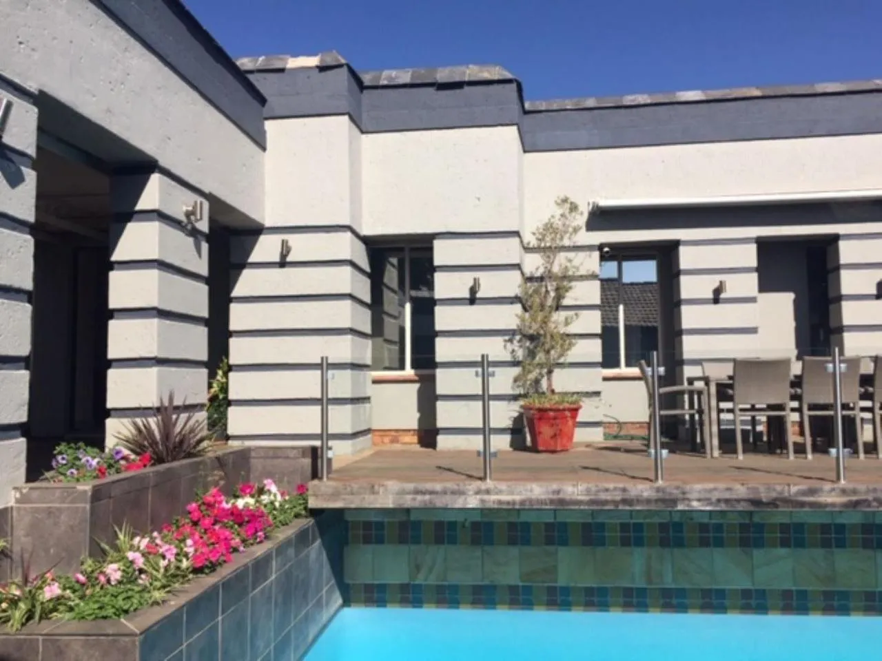 Orchids Lodge