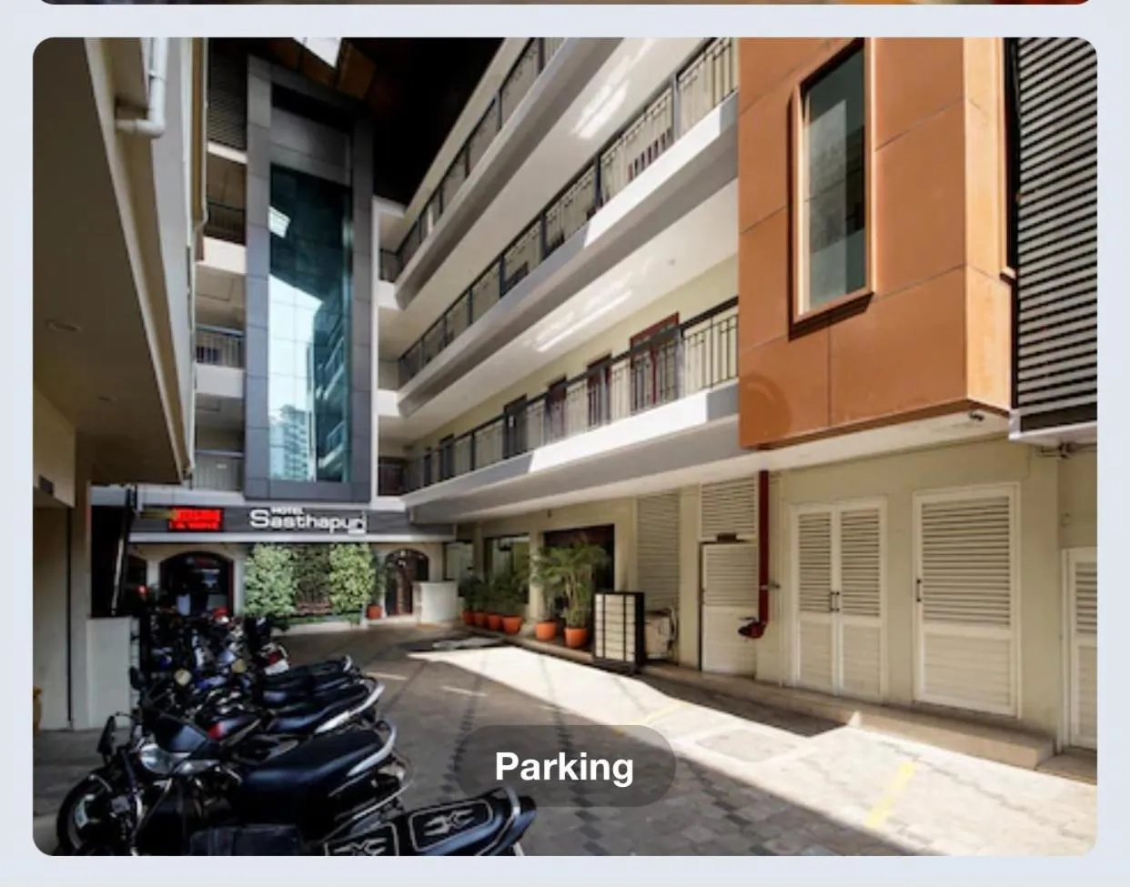 Parking in Hotel Sasthapuri