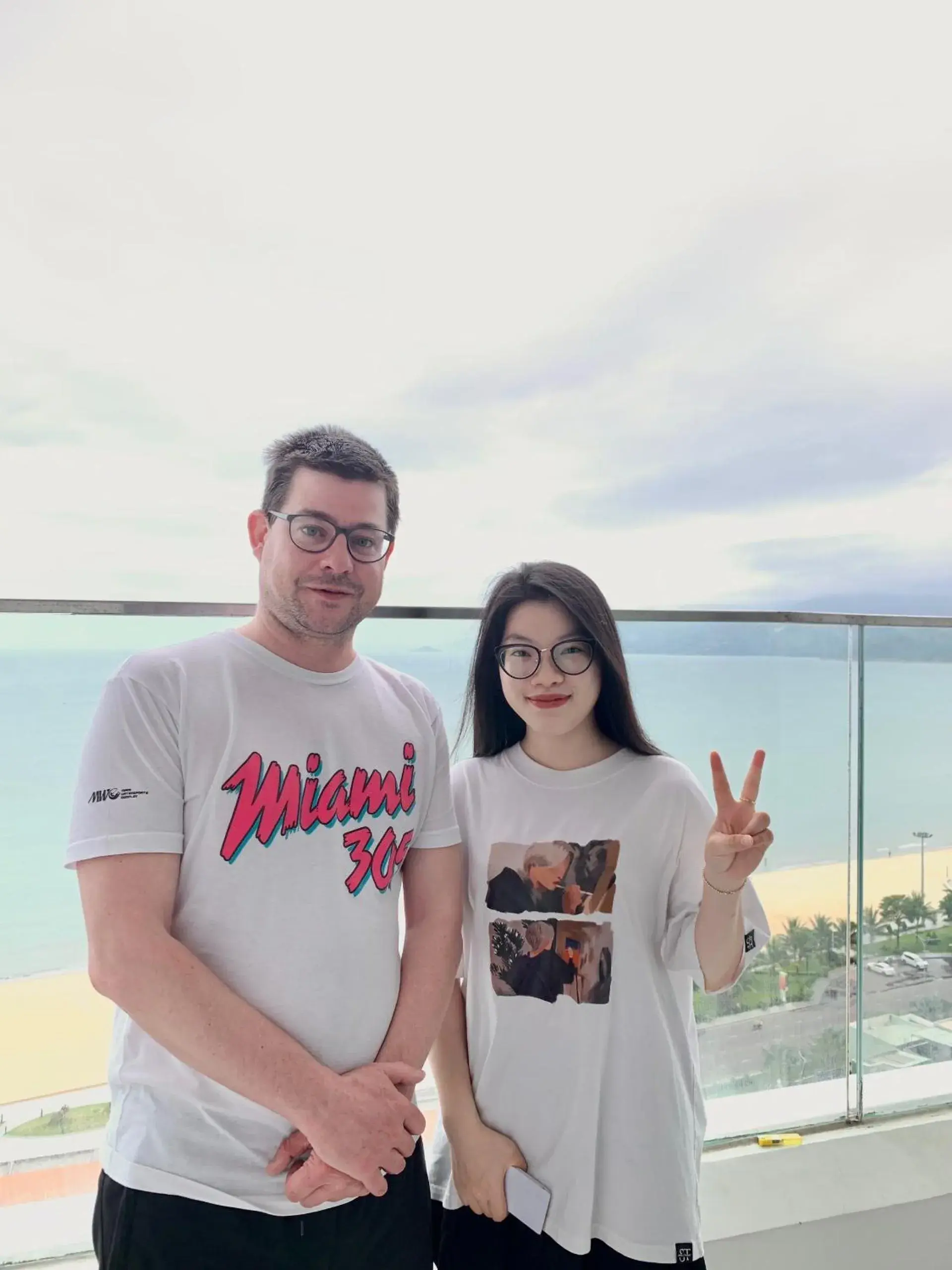 group of guests in TMS Quy Nhơn Sea View group of guests in TMS Quy Nhơn Sea View