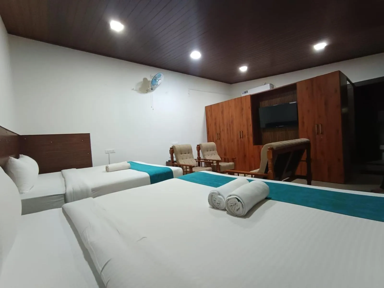 Bed in Jungle Hill Resort Coorg