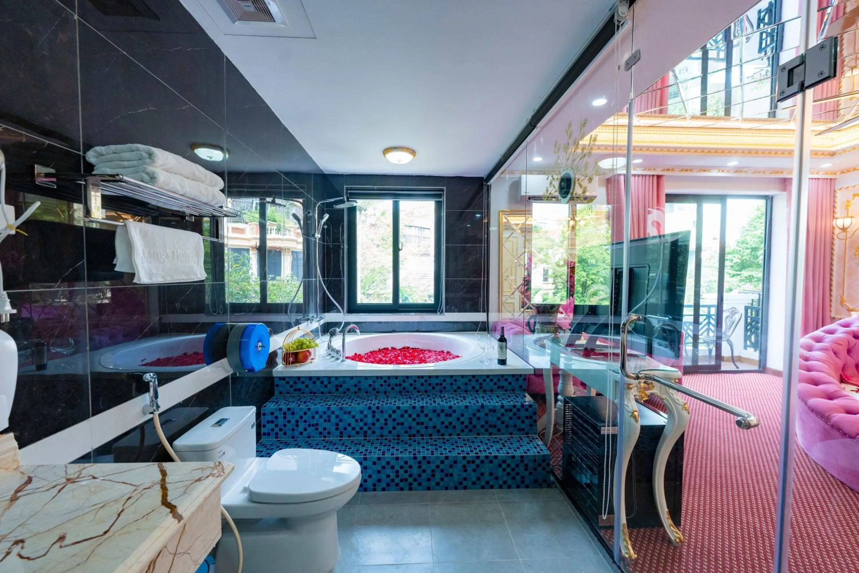 King's Hotel Linh Đàm 2