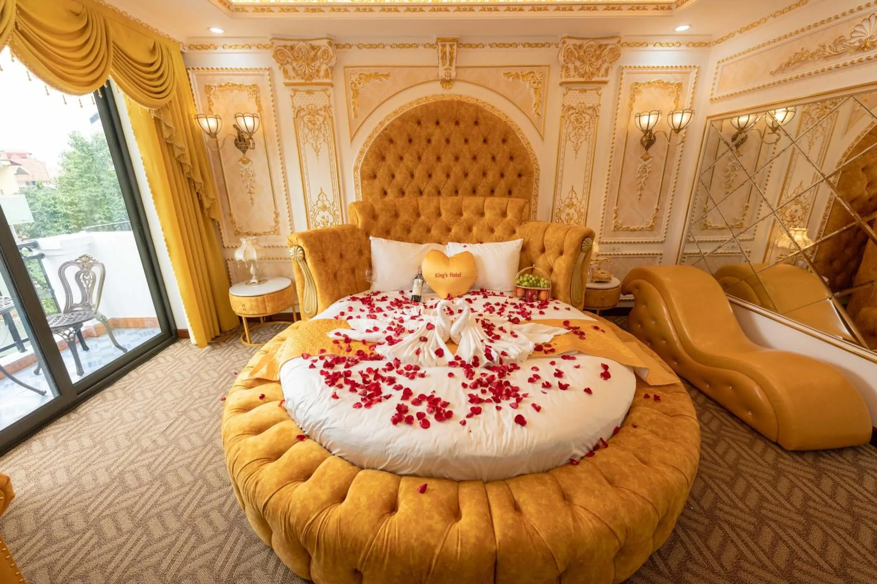 Bed in King's Hotel Linh Đàm 2 Bed in King's Hotel Linh Đàm 2