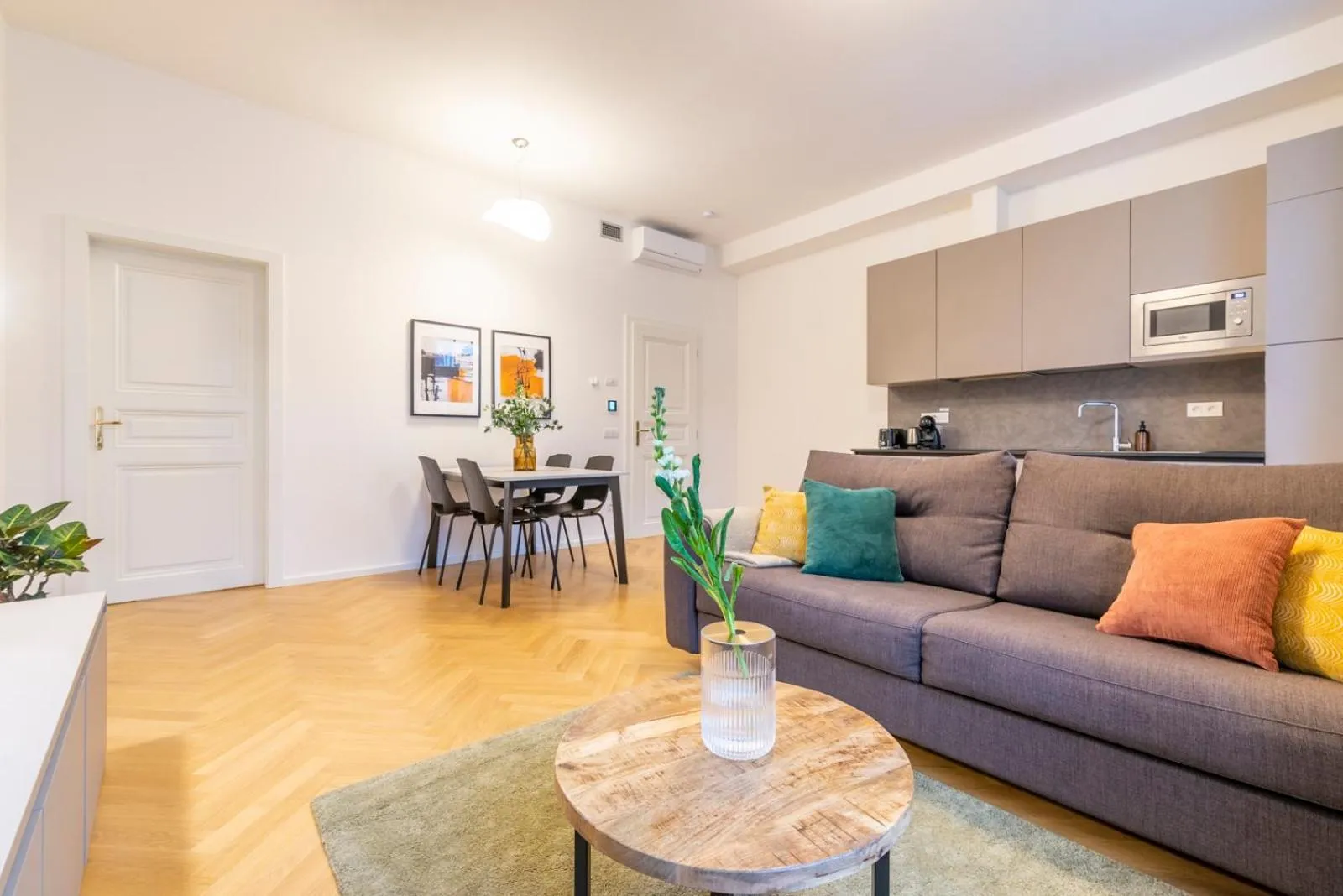 Kitchen or kitchenette in Petrin Tower Residence