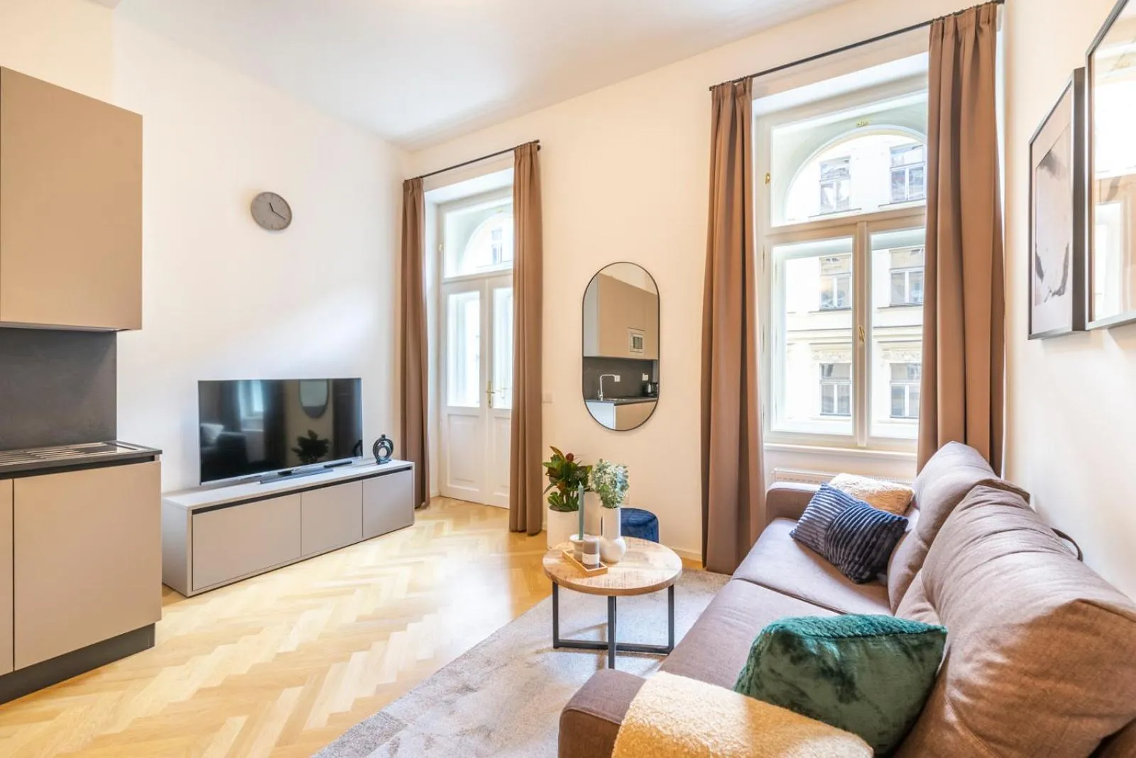 TV and multimedia in Petrin Tower Residence