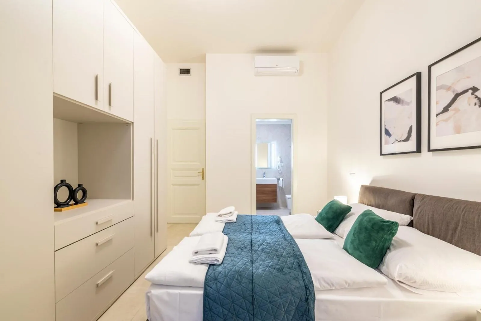 Bed in Petrin Tower Residence