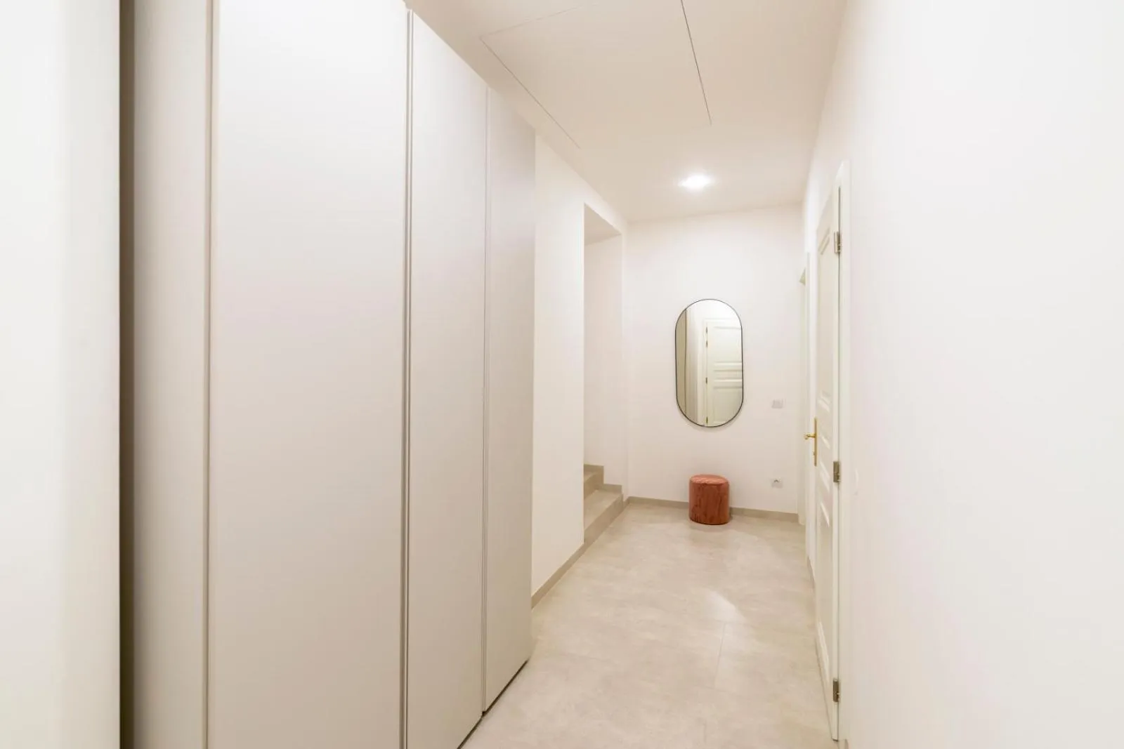 wardrobe in Petrin Tower Residence