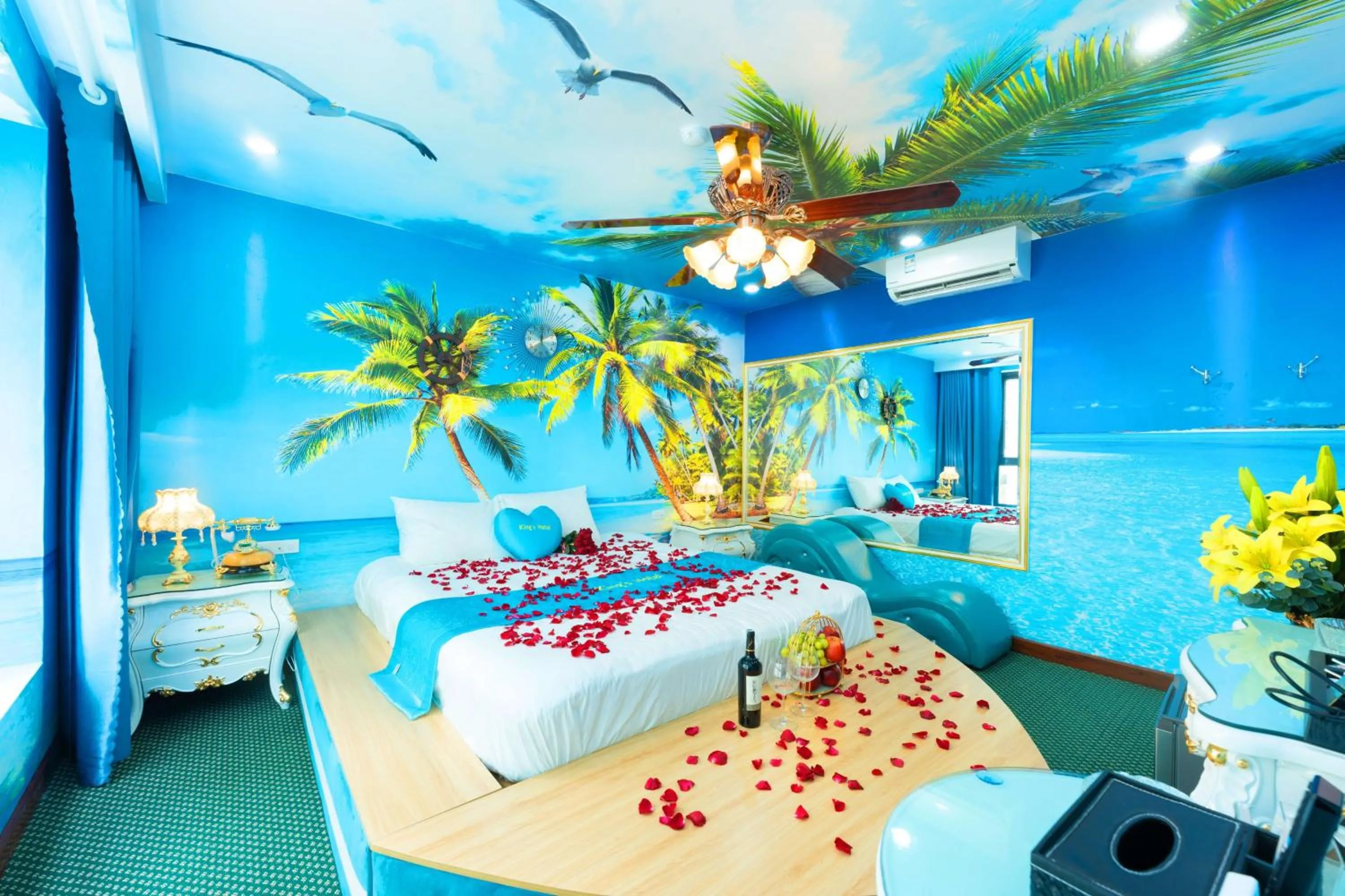 Bed in King's Hotel Linh Đàm 1