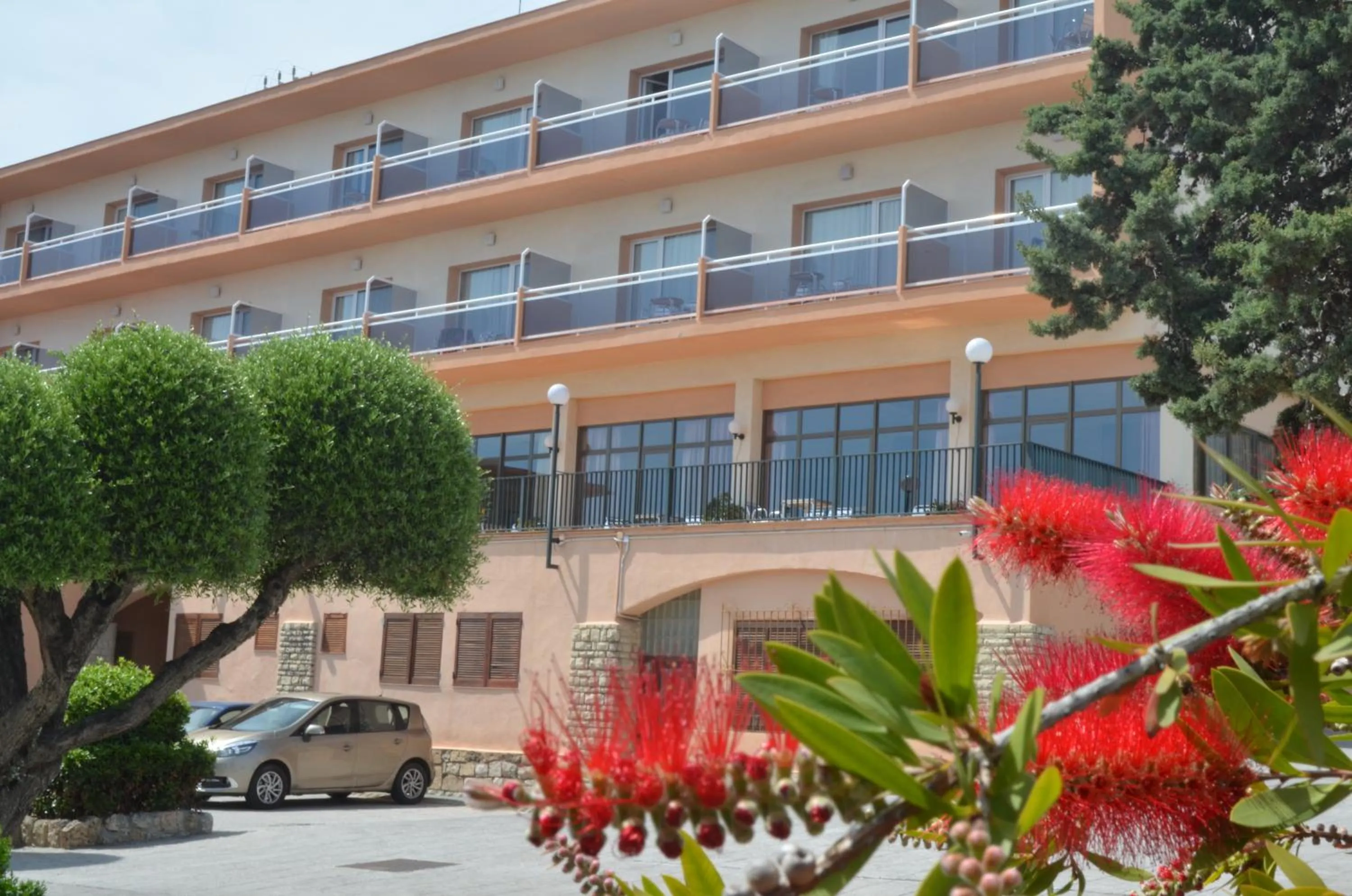Property building in Hotel Sant Jordi