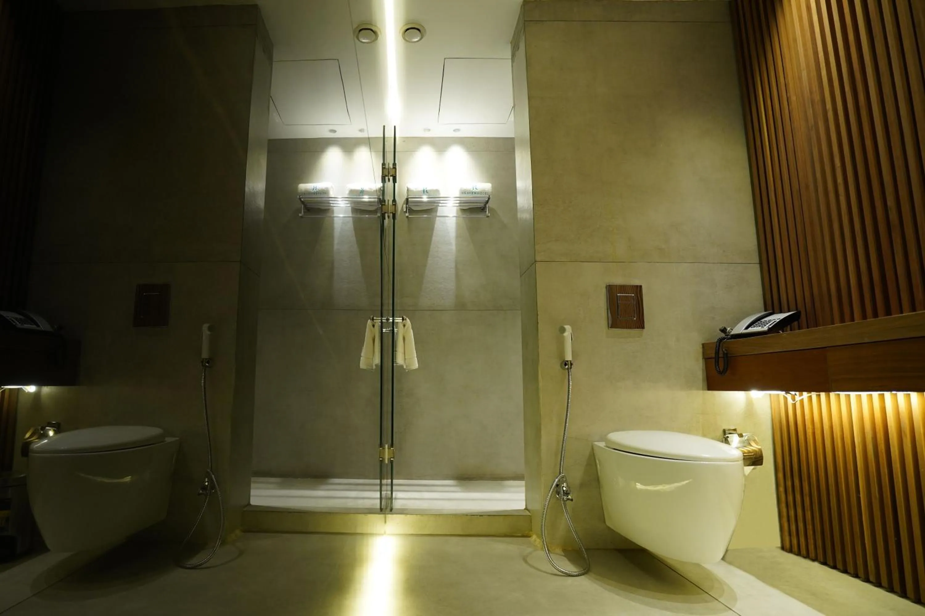 Shower in Heaven Prestige Hotel