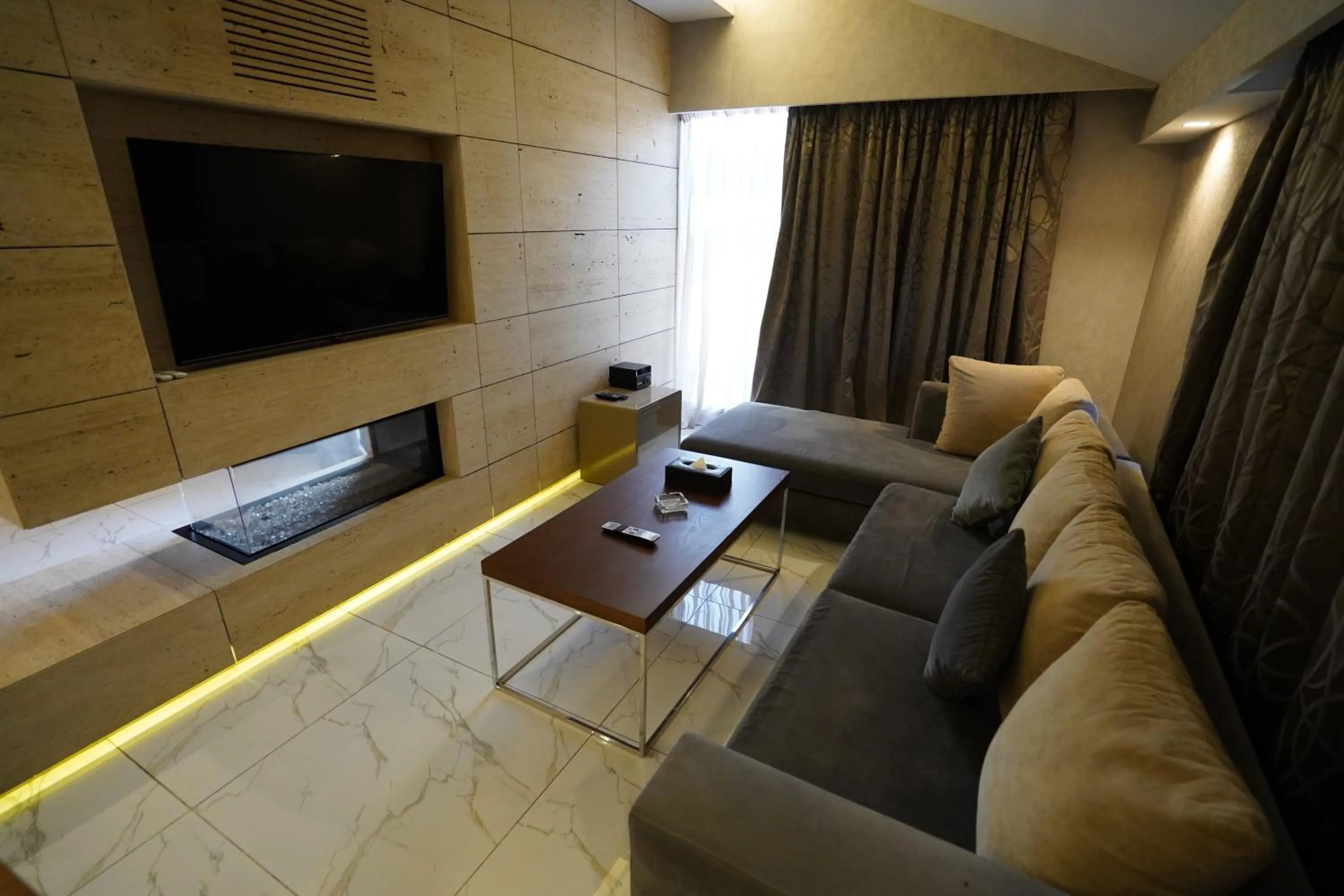 TV and multimedia in Heaven Prestige Hotel