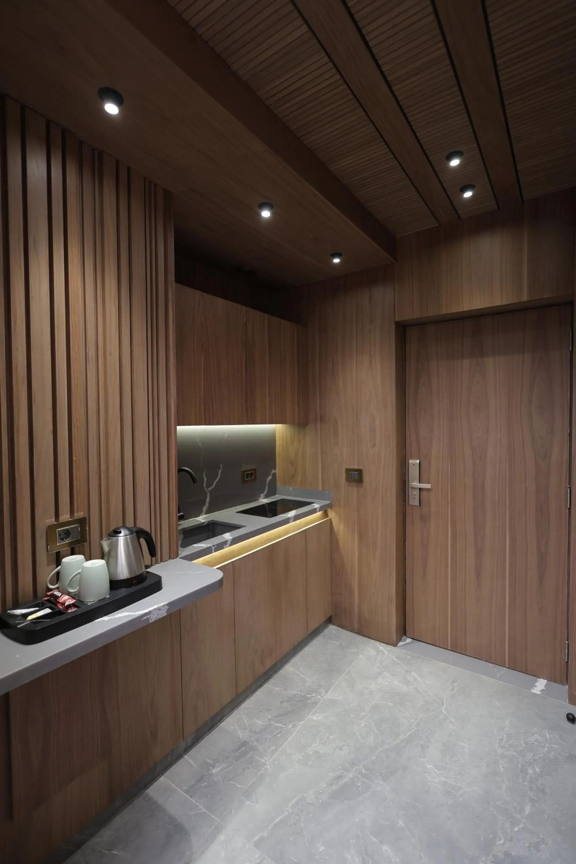 Kitchen or kitchenette in Heaven Prestige Hotel