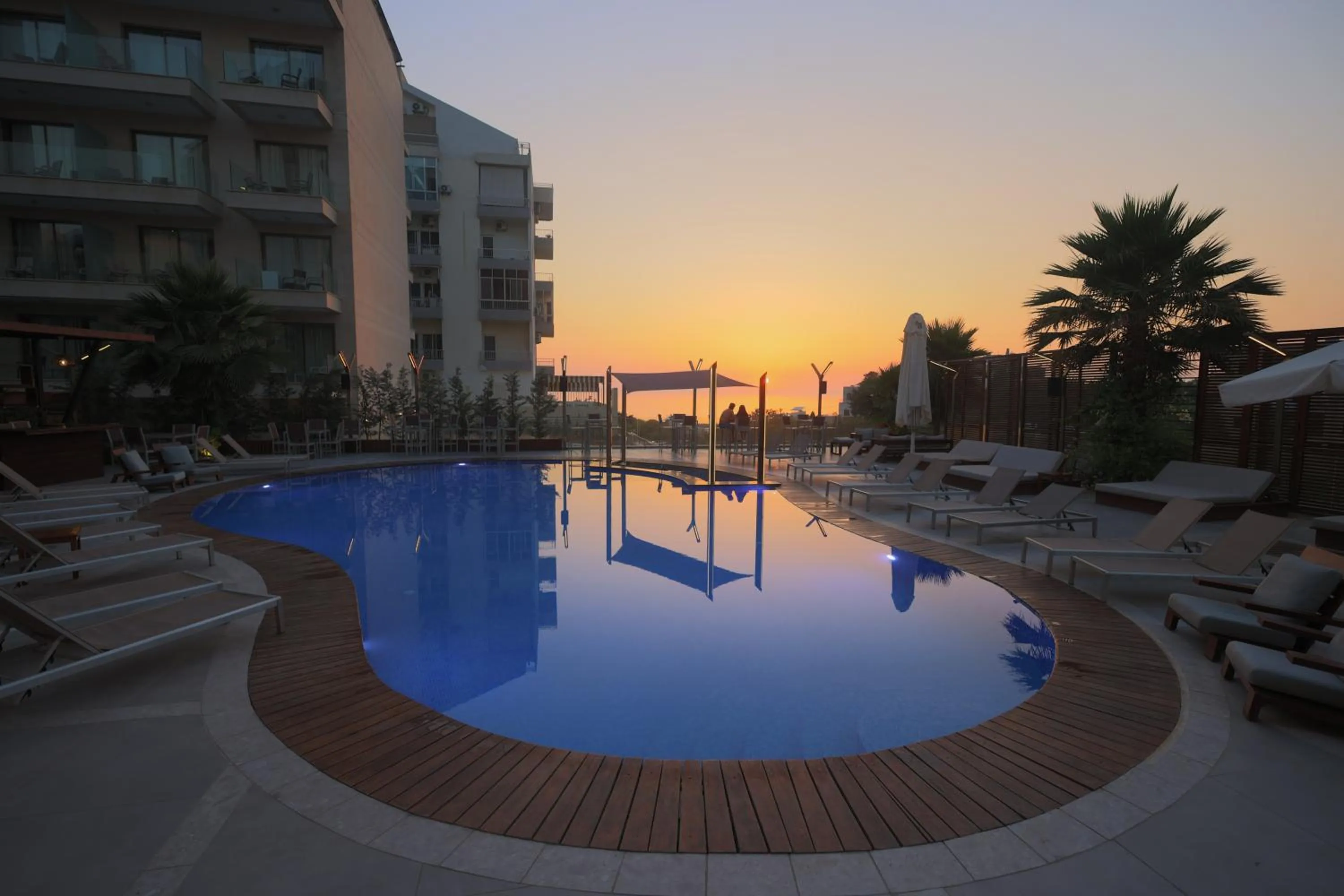 Swimming pool in Heaven Prestige Hotel