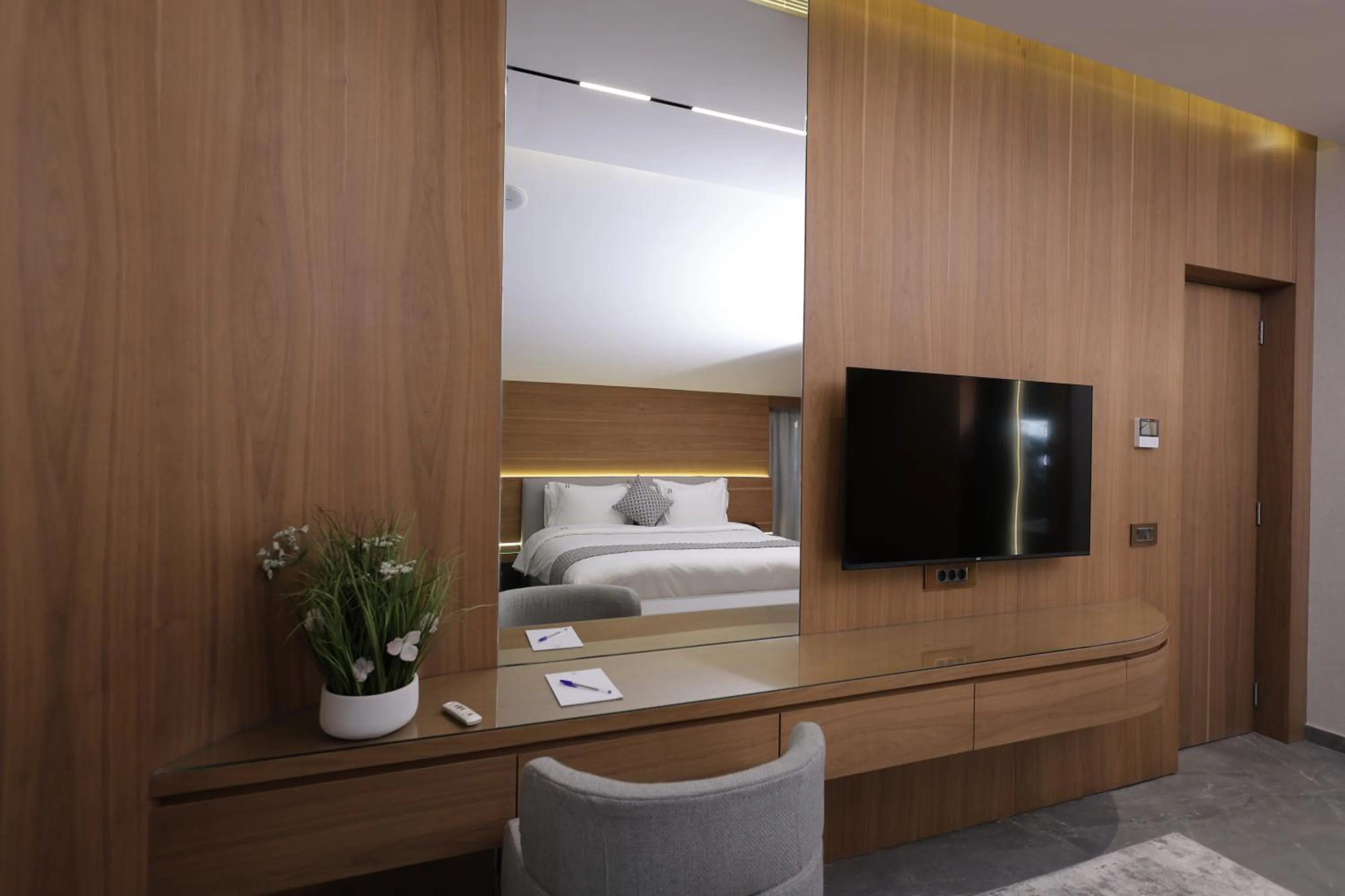 Bed in Heaven Prestige Hotel