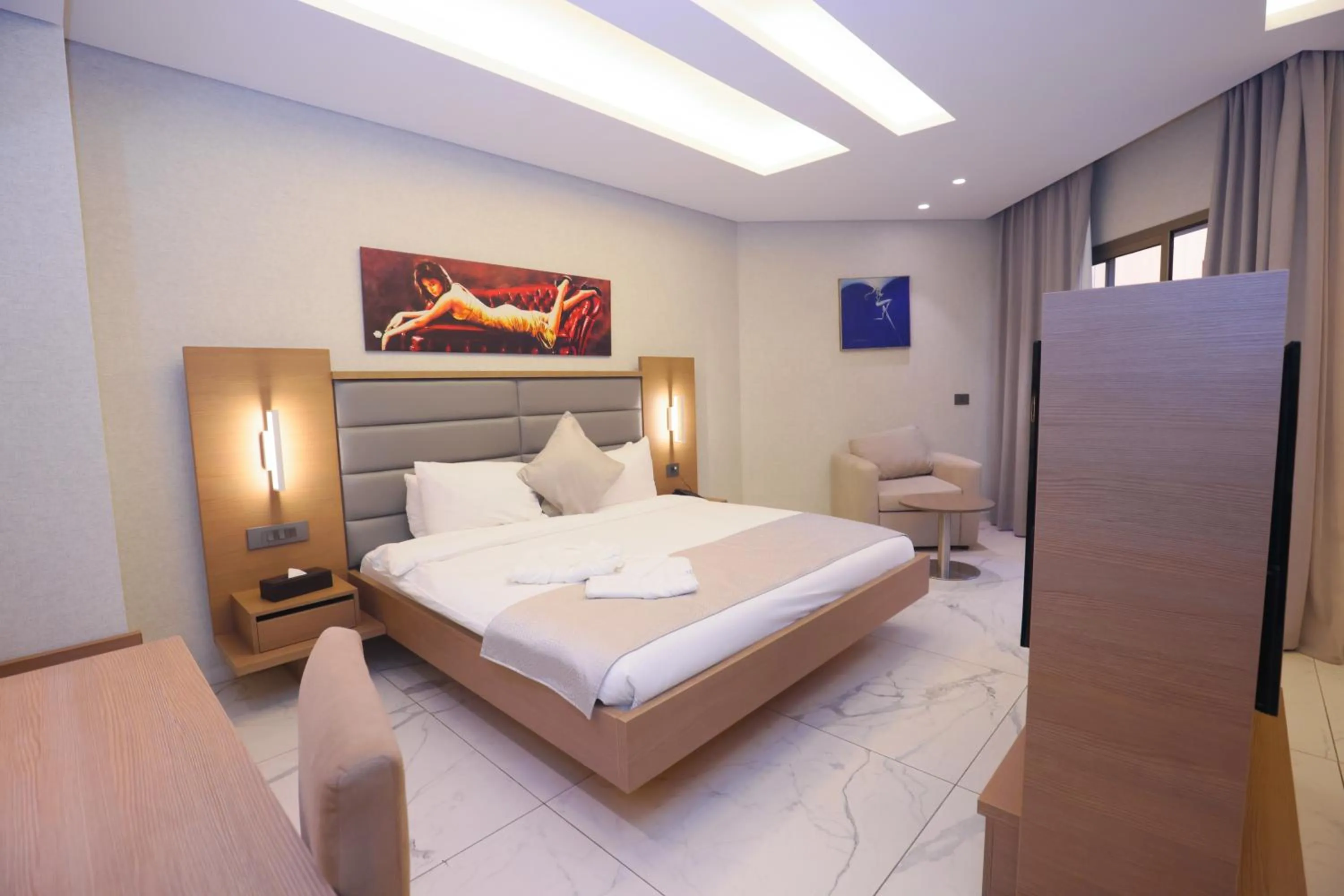 Bed in Heaven Prestige Hotel