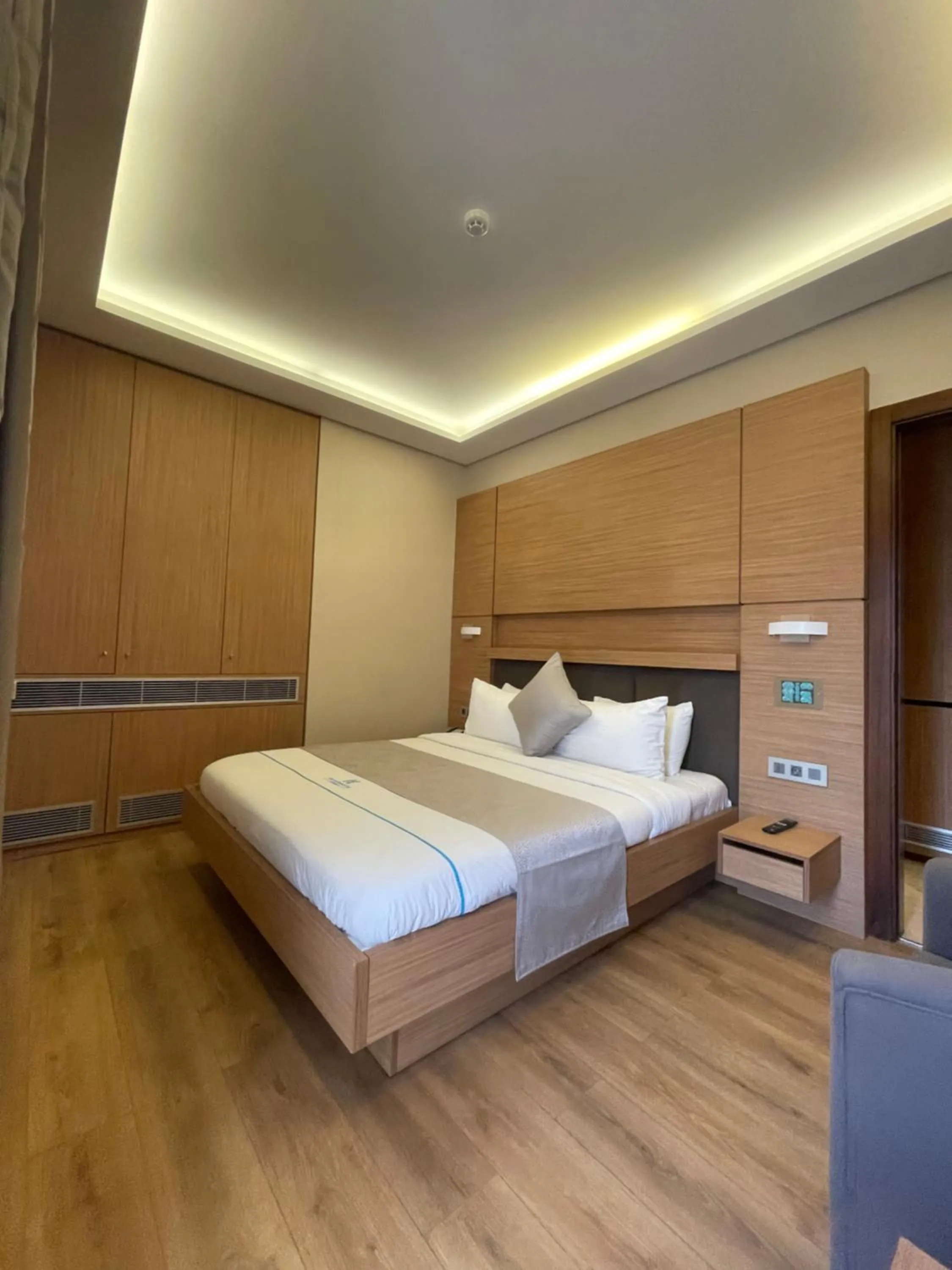 Bed in Heaven Prestige Hotel