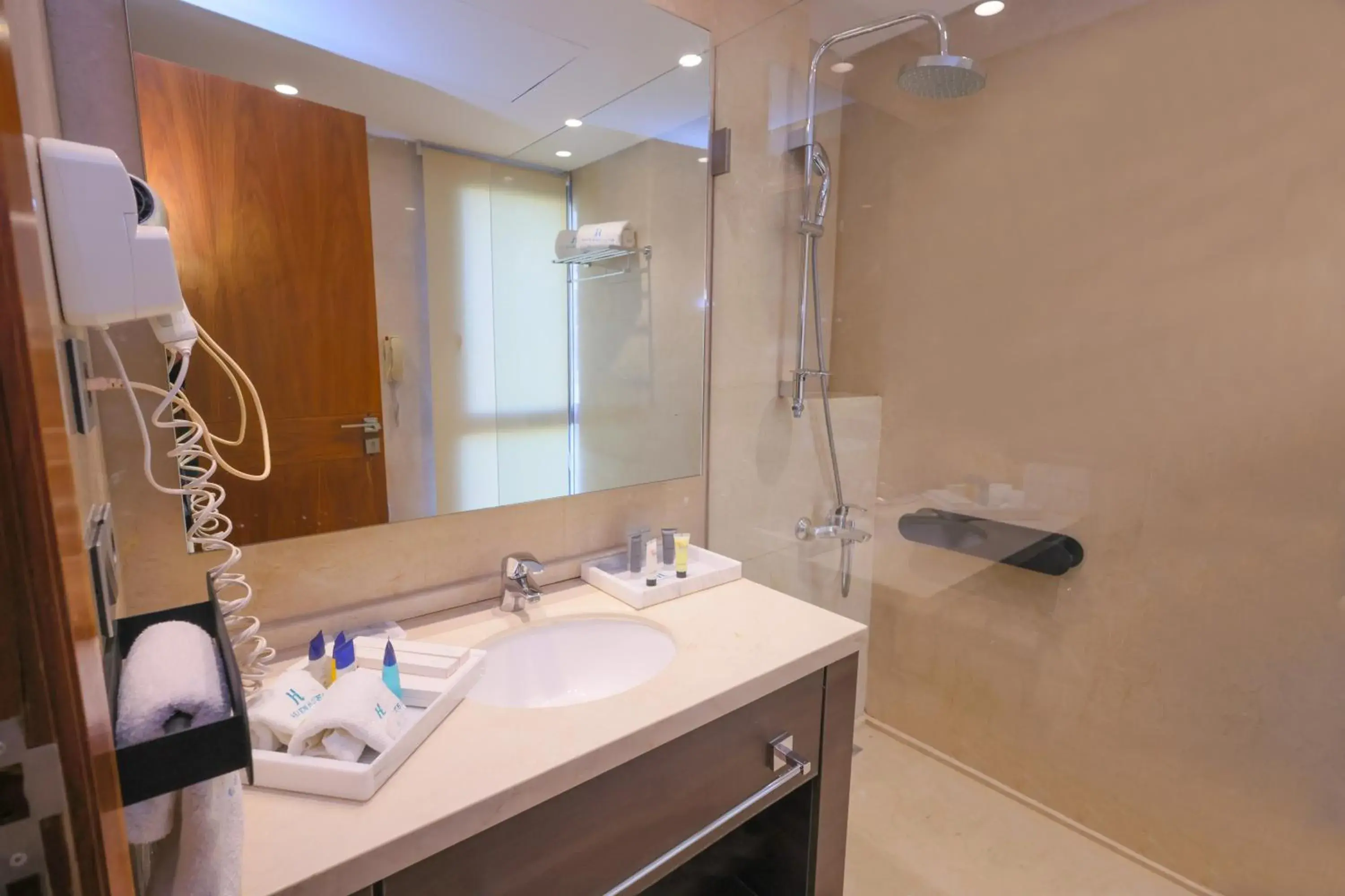 Deluxe Double Room in Heaven Prestige Hotel Deluxe Double Room in Heaven Prestige Hotel