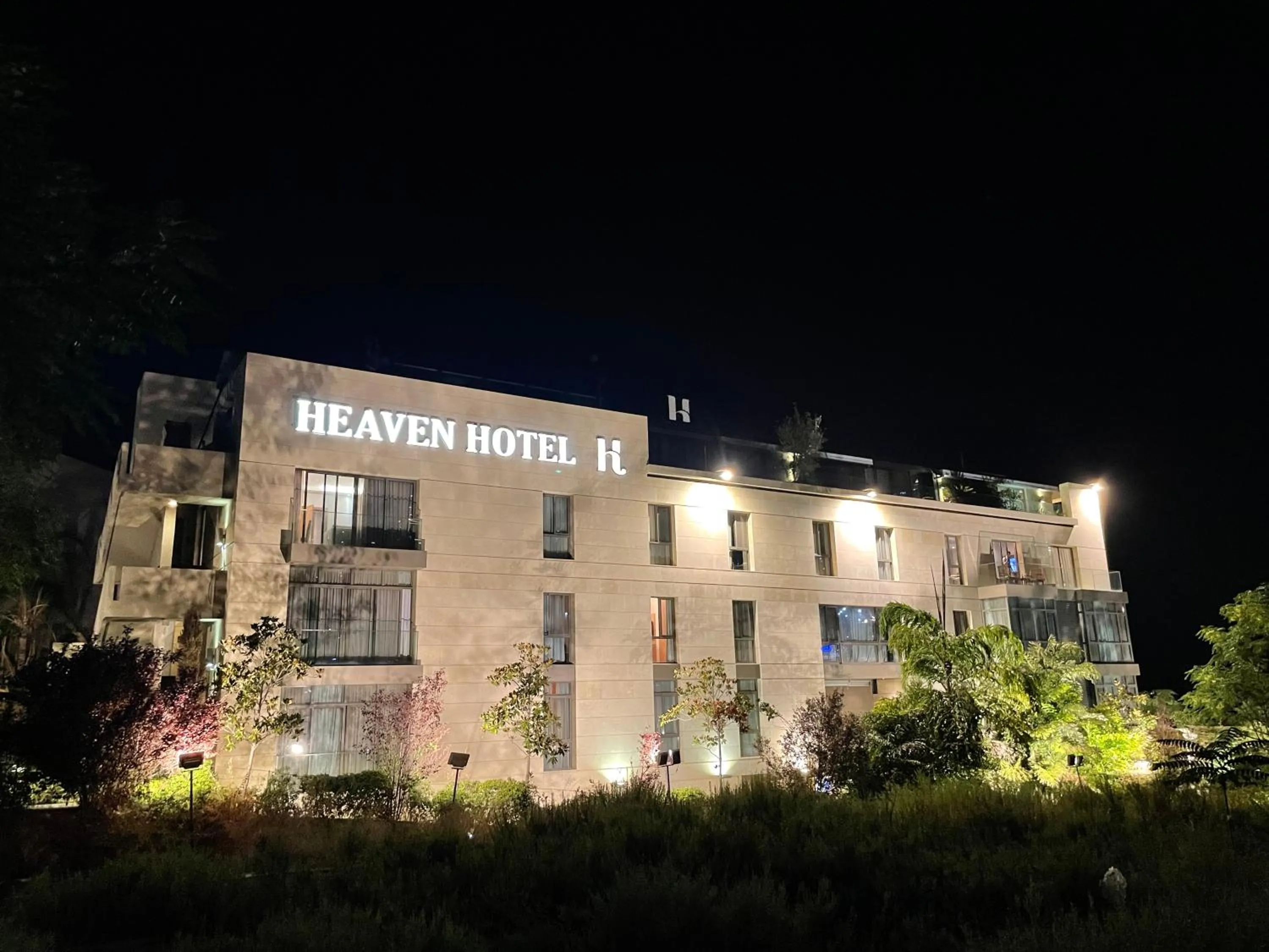 Property building in Heaven Prestige Hotel