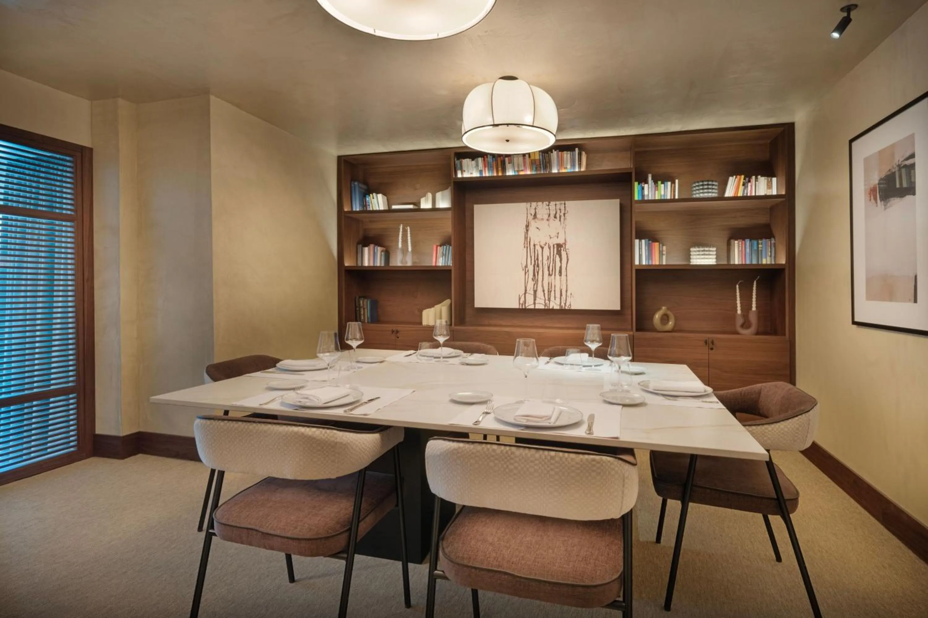 Meeting/conference room in The Westin Madrid Cuzco