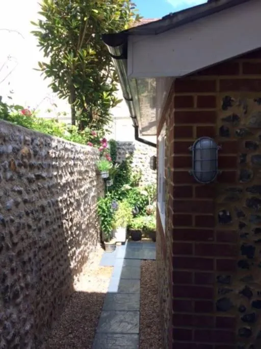 Property building in River Road, Littlehampton, Executive Apartment