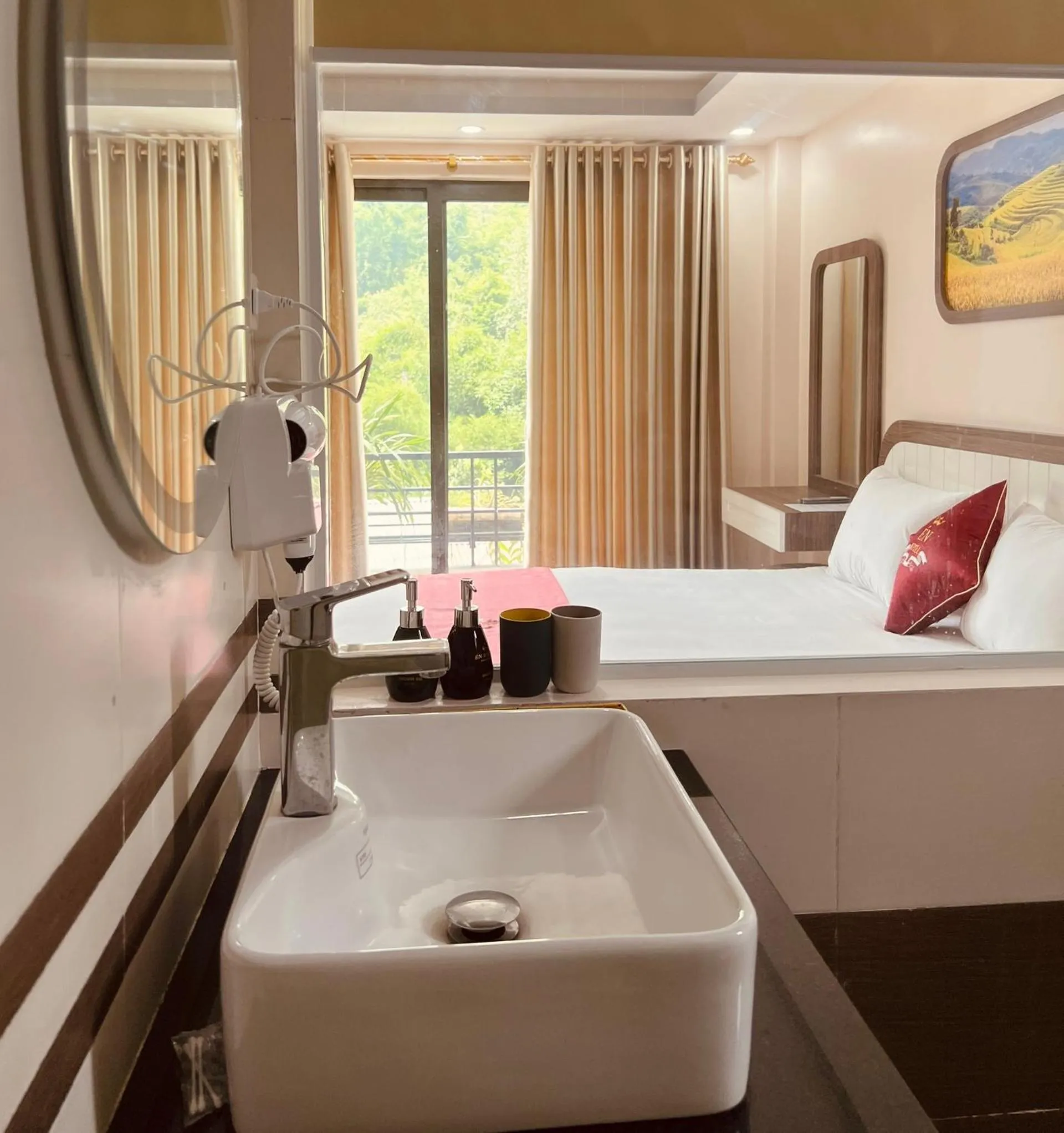 Toilet, Bed in En Hotel Sapa