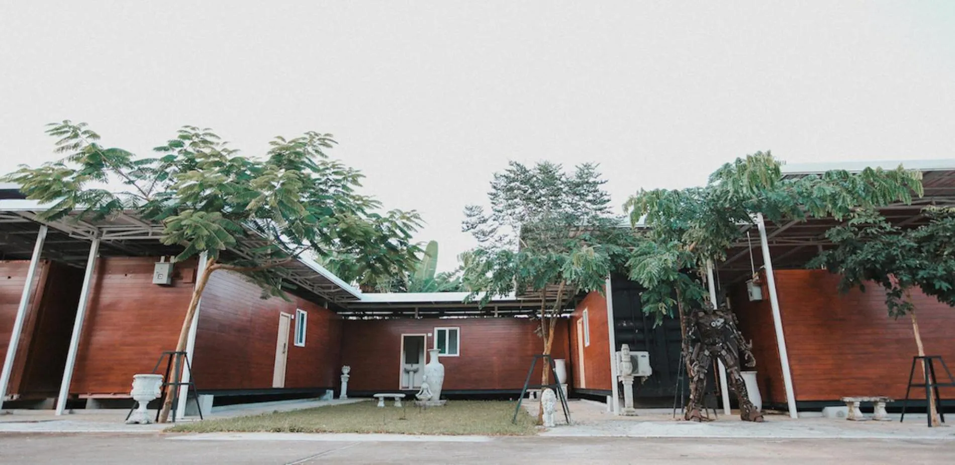 Property building in Marc Hotel Maesai