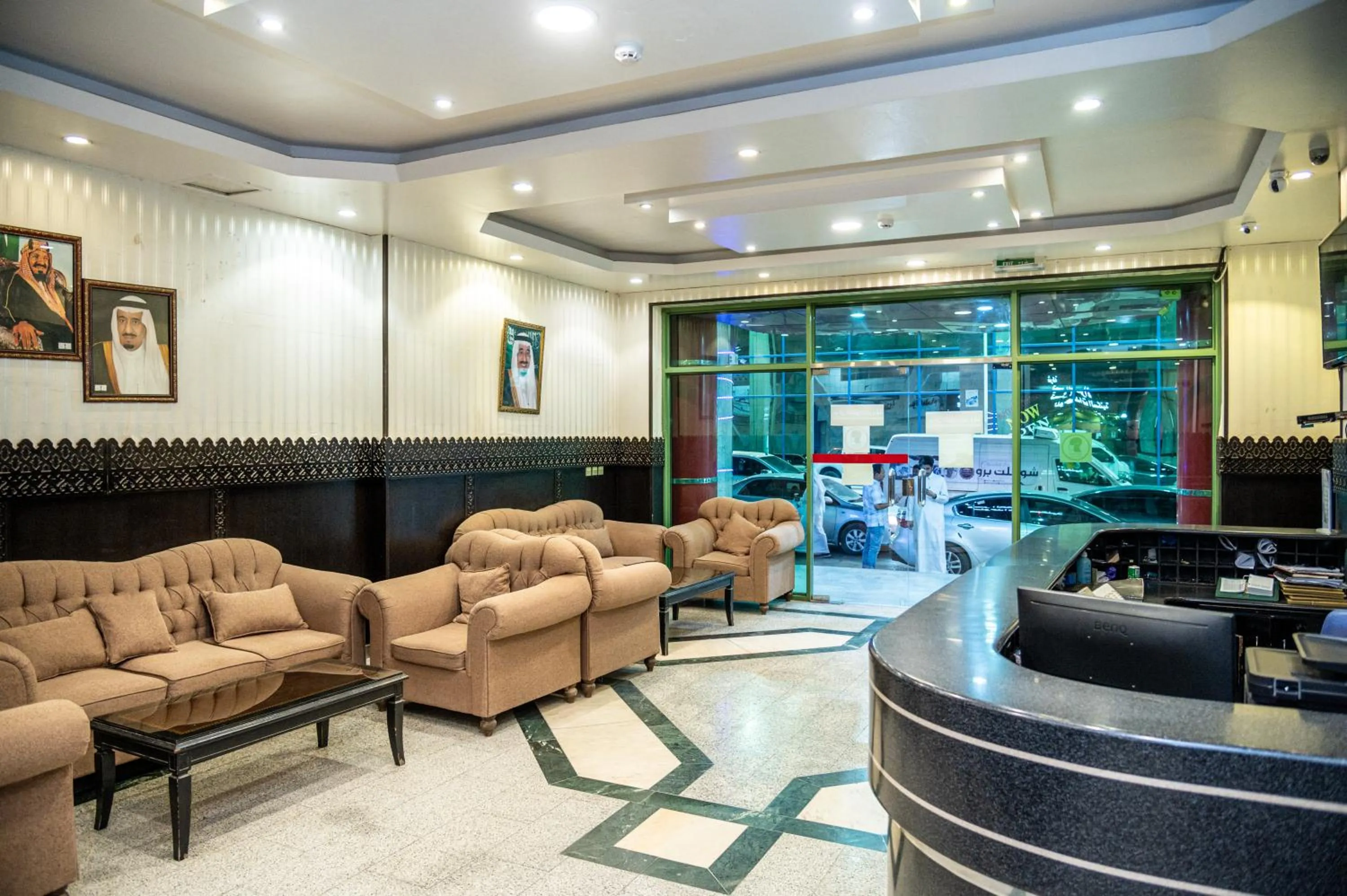 Lobby or reception in Qaser Alhamra Serviced apartments