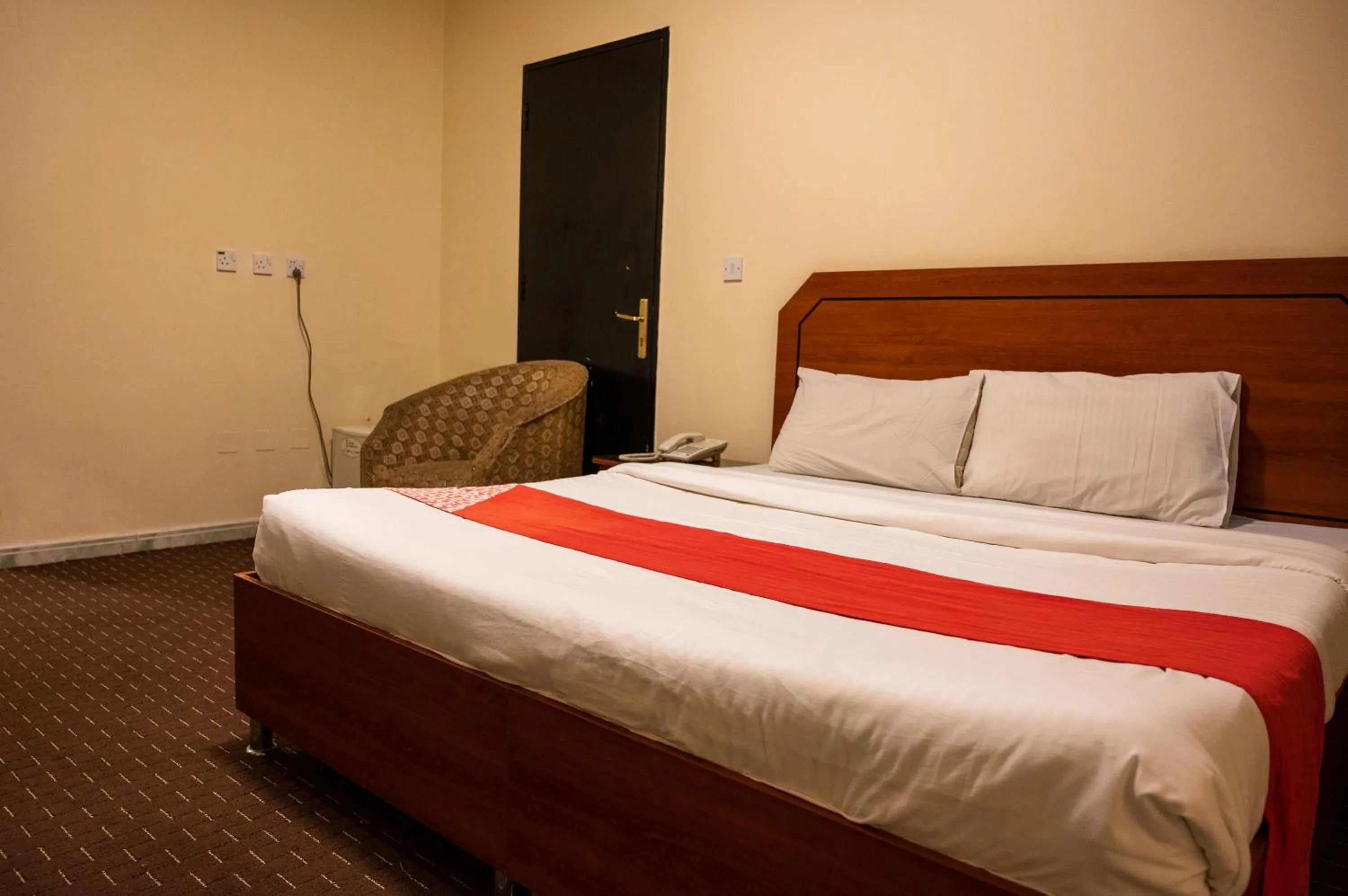 Bedroom, Bed in Qaser Alhamra Serviced apartments