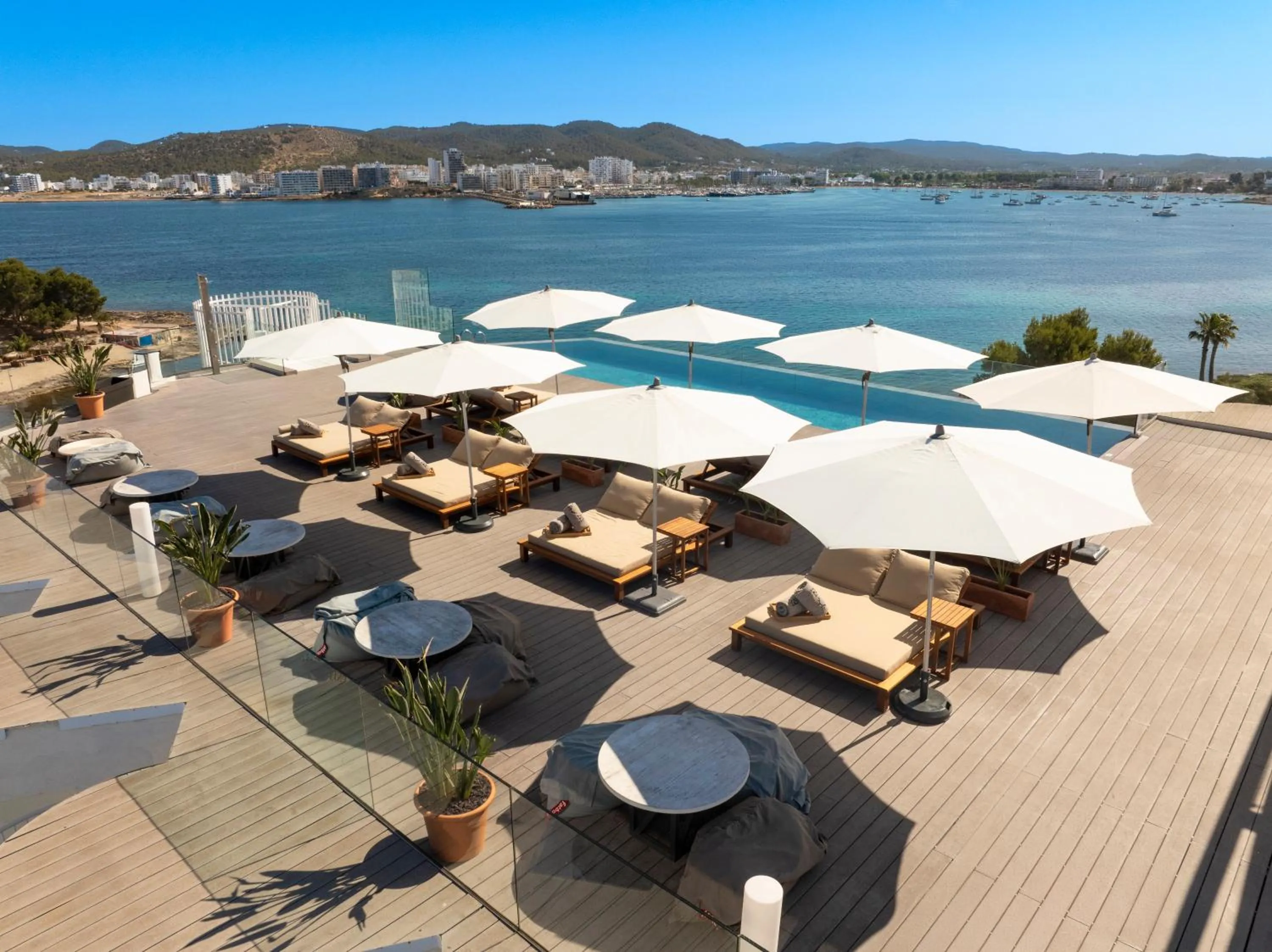Balcony/Terrace in INNSiDE by Meliá Ibiza Beach