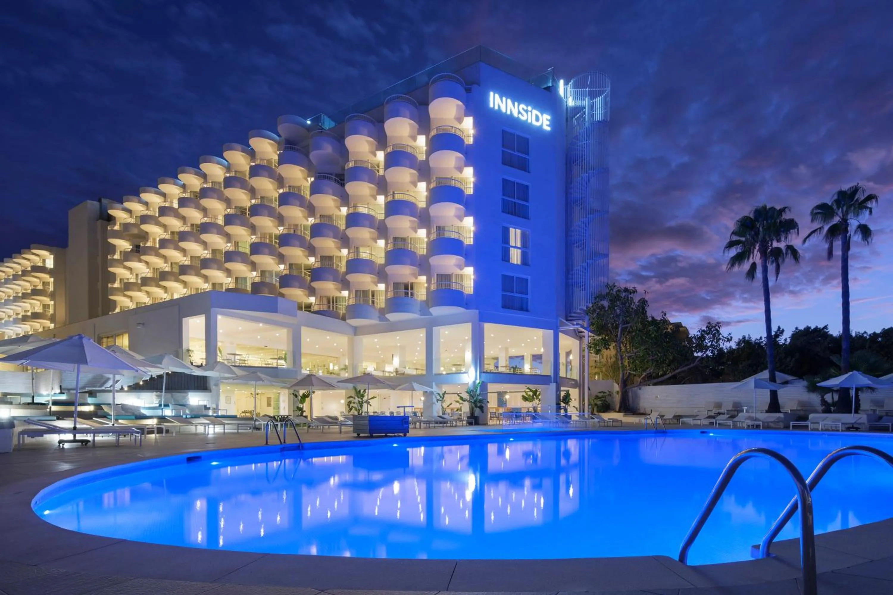 Swimming pool in INNSiDE by Meliá Ibiza Beach