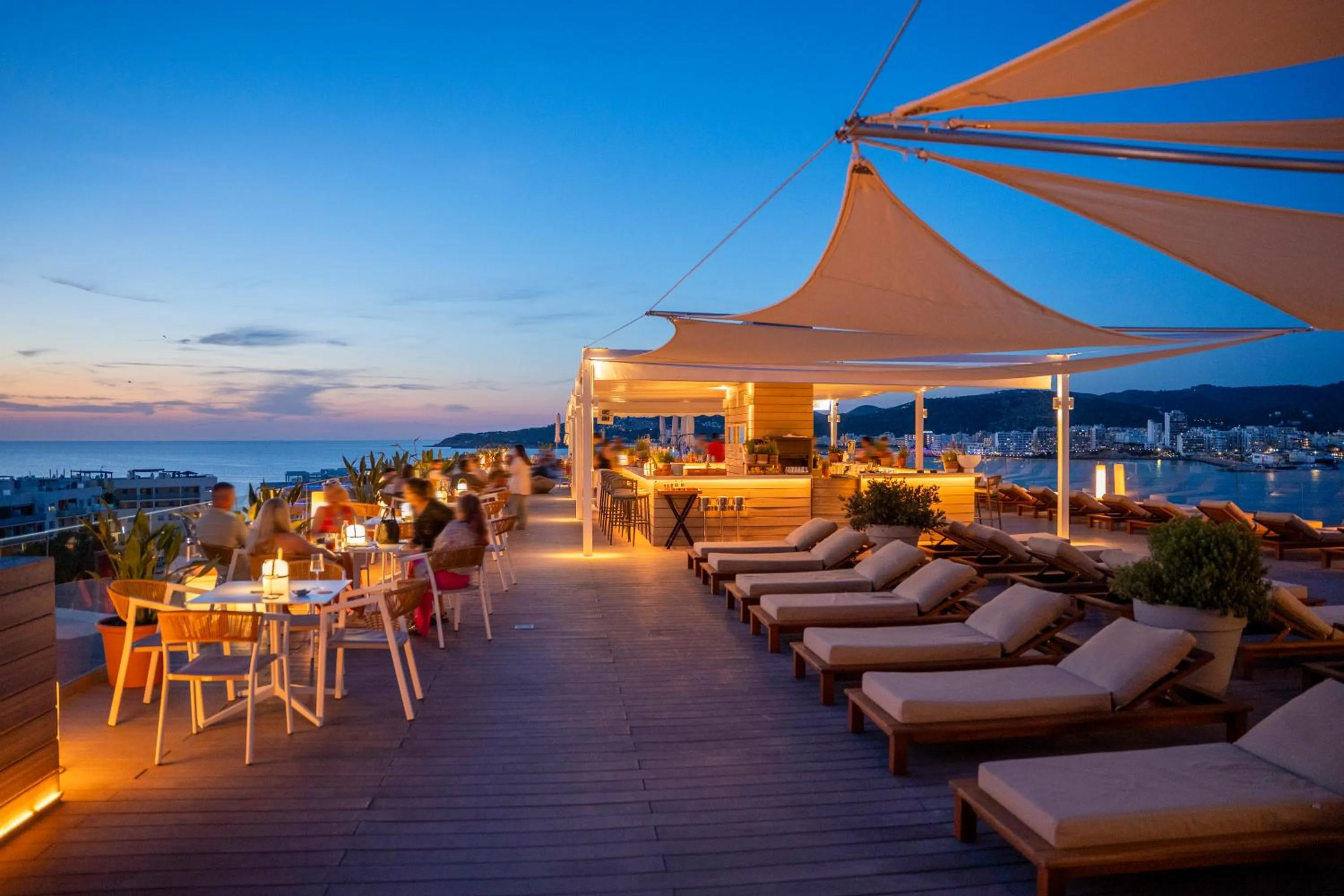 Restaurant/places to eat in INNSiDE by Meliá Ibiza Beach