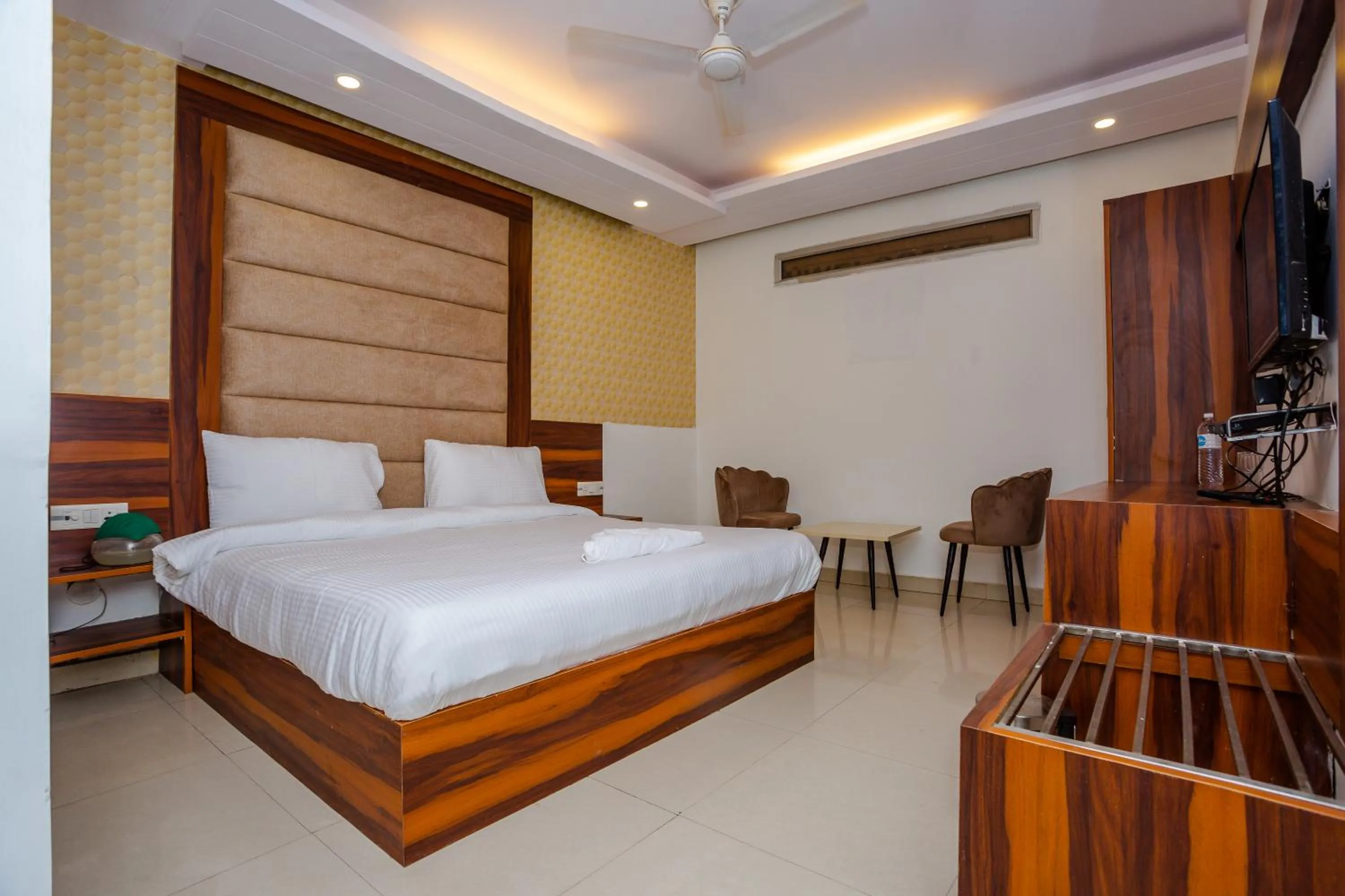 Bed in HOTEL DOON