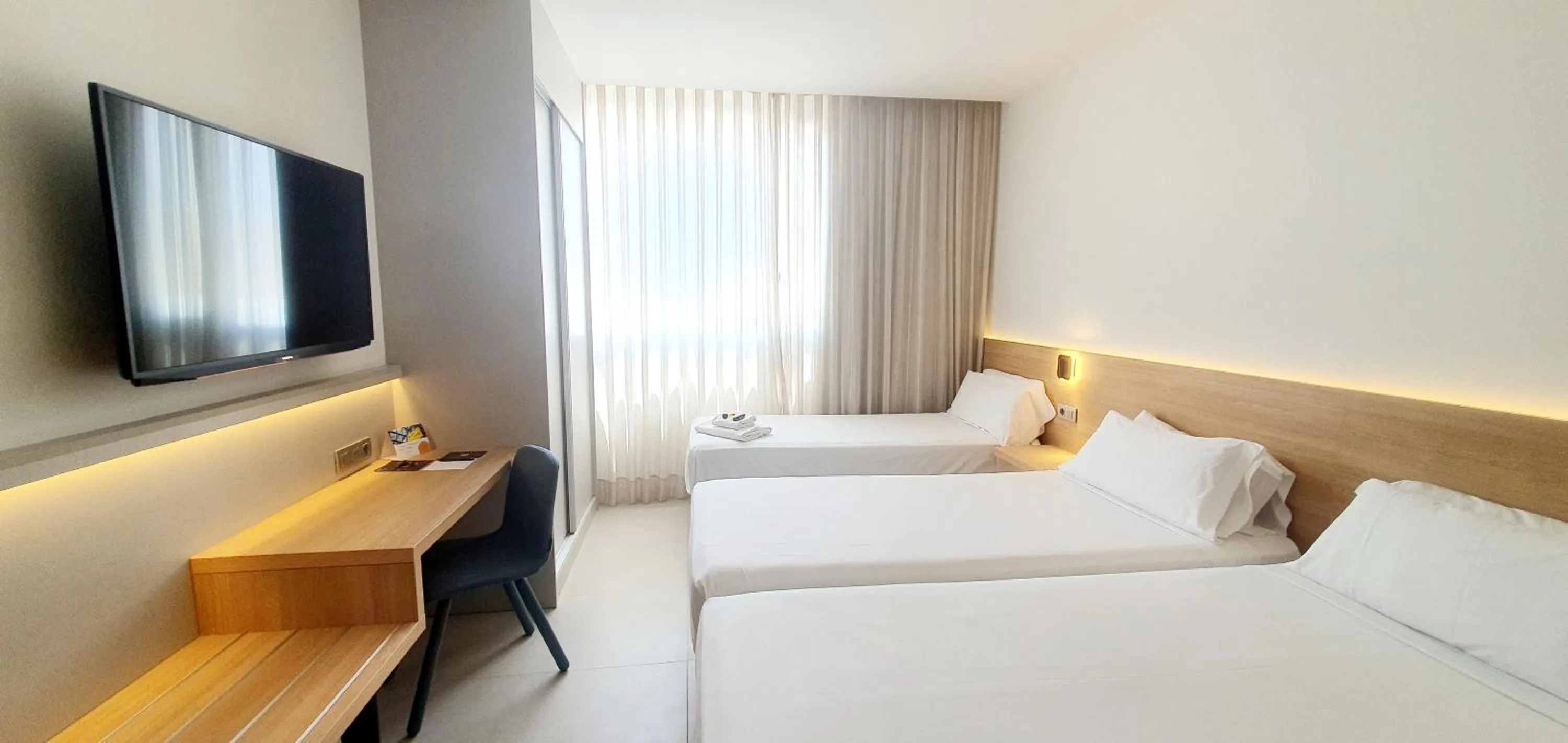 hair dresser, Bed in Hotel Areca