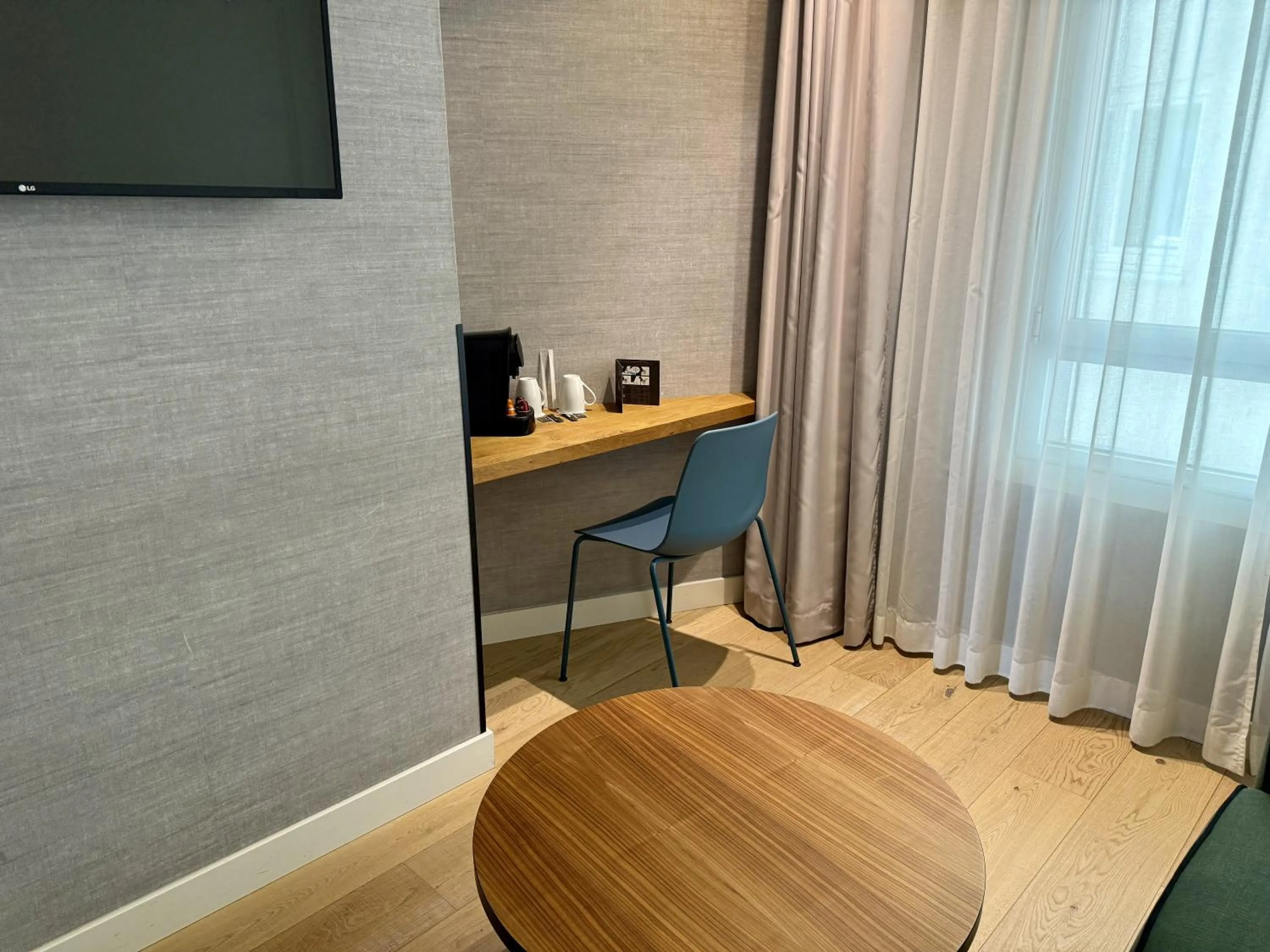 TV and multimedia in Hotel Riazor